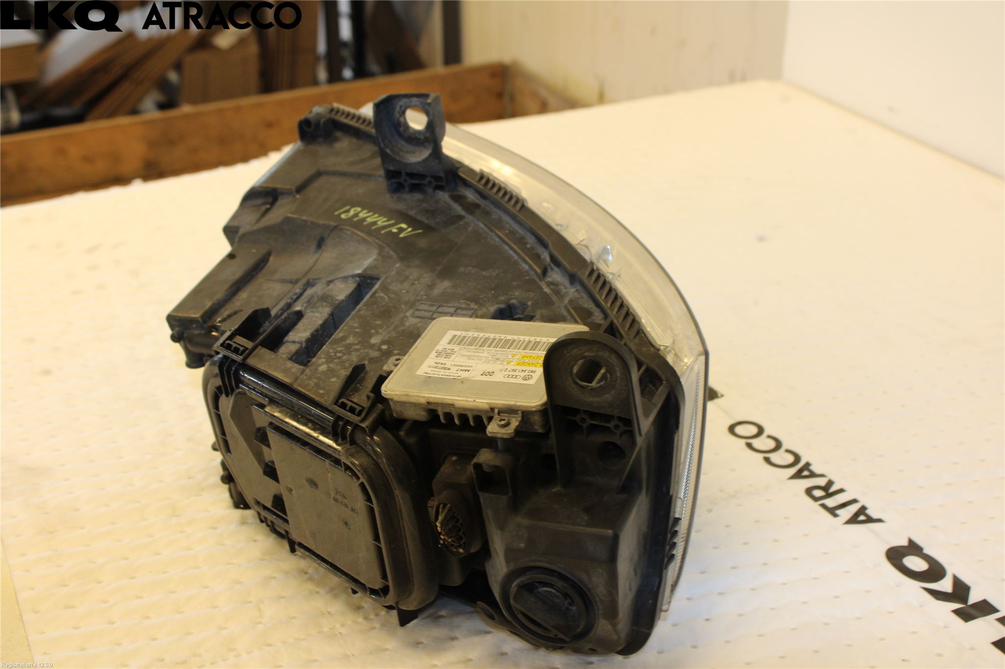 Audi A6/S6     05-11 Strålkastare Vänster