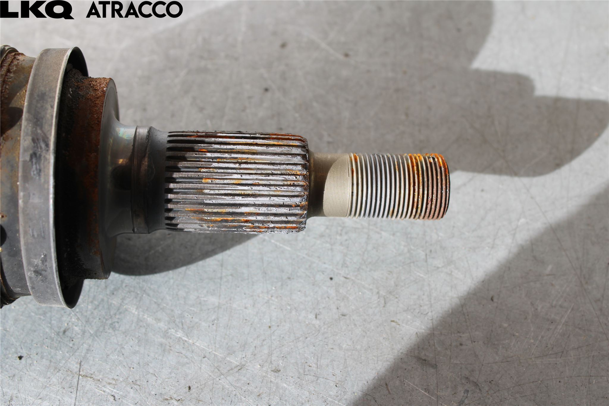 Porsche TAYCAN 20- Drivaxel Fram Höger