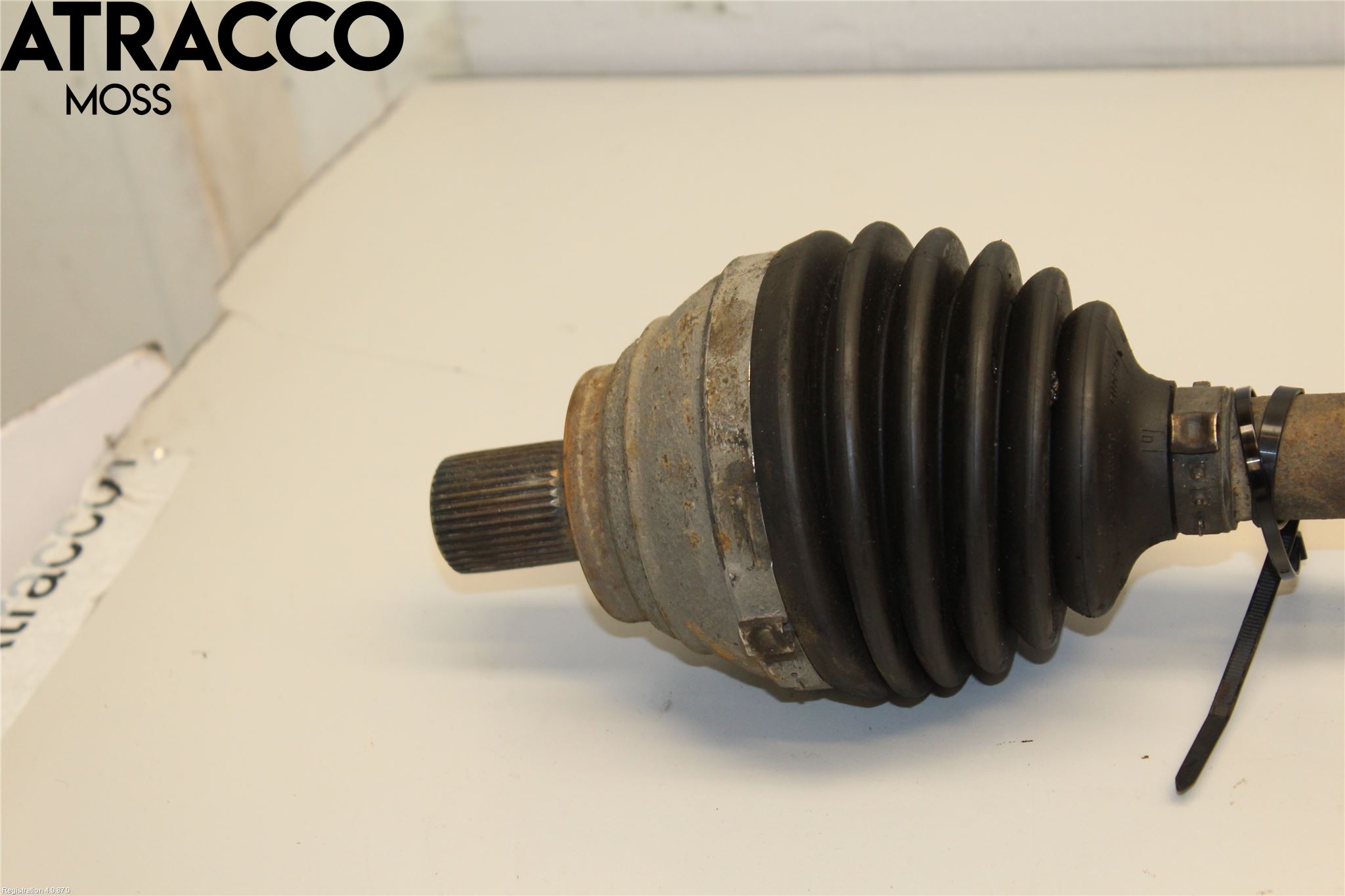 Skoda SUPERB 09-15 Drivaxel Fram Vänster