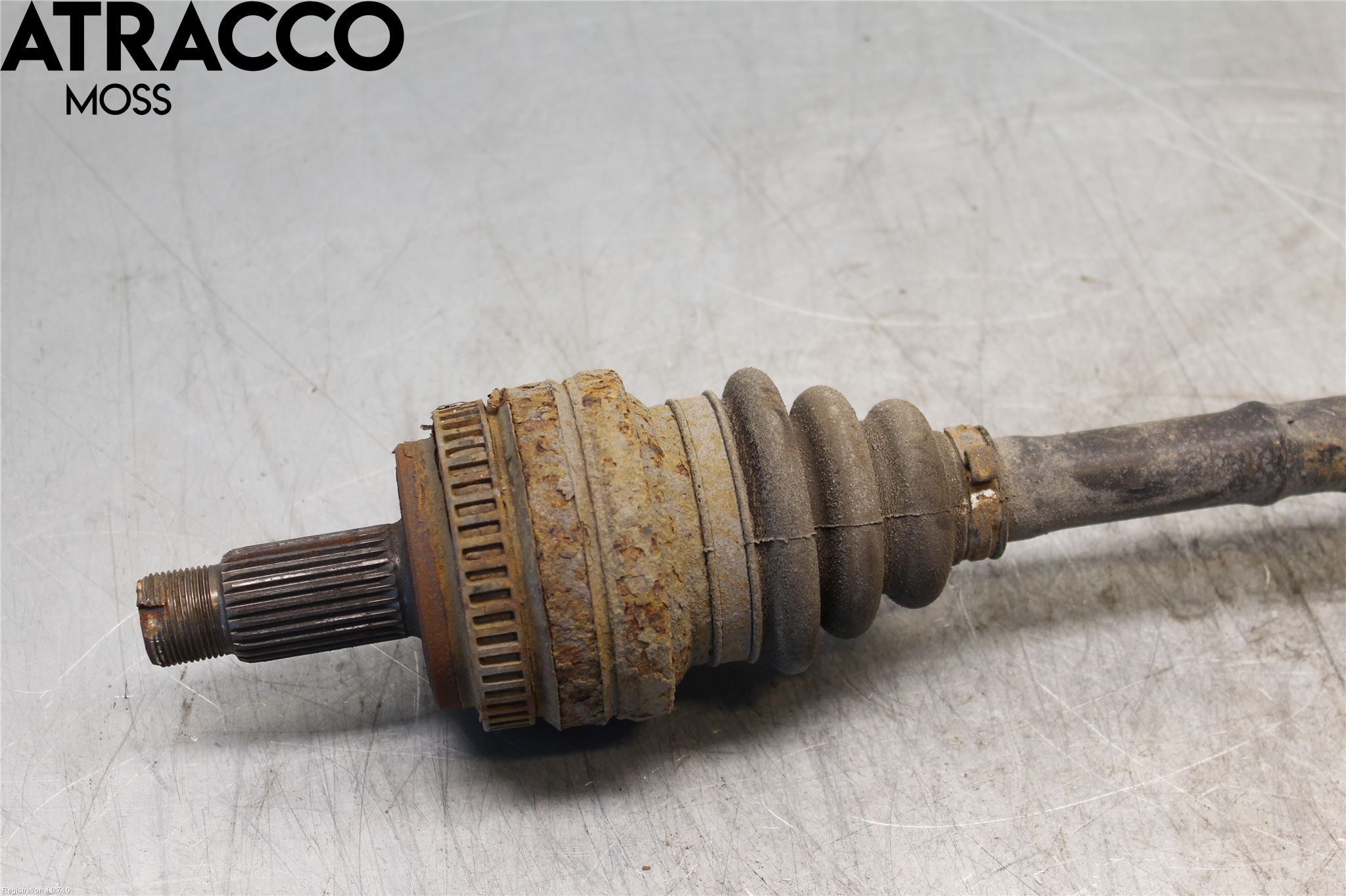 BMW 1 E87/81 5D/3D 03-11 Drivaxel Bak Vänster