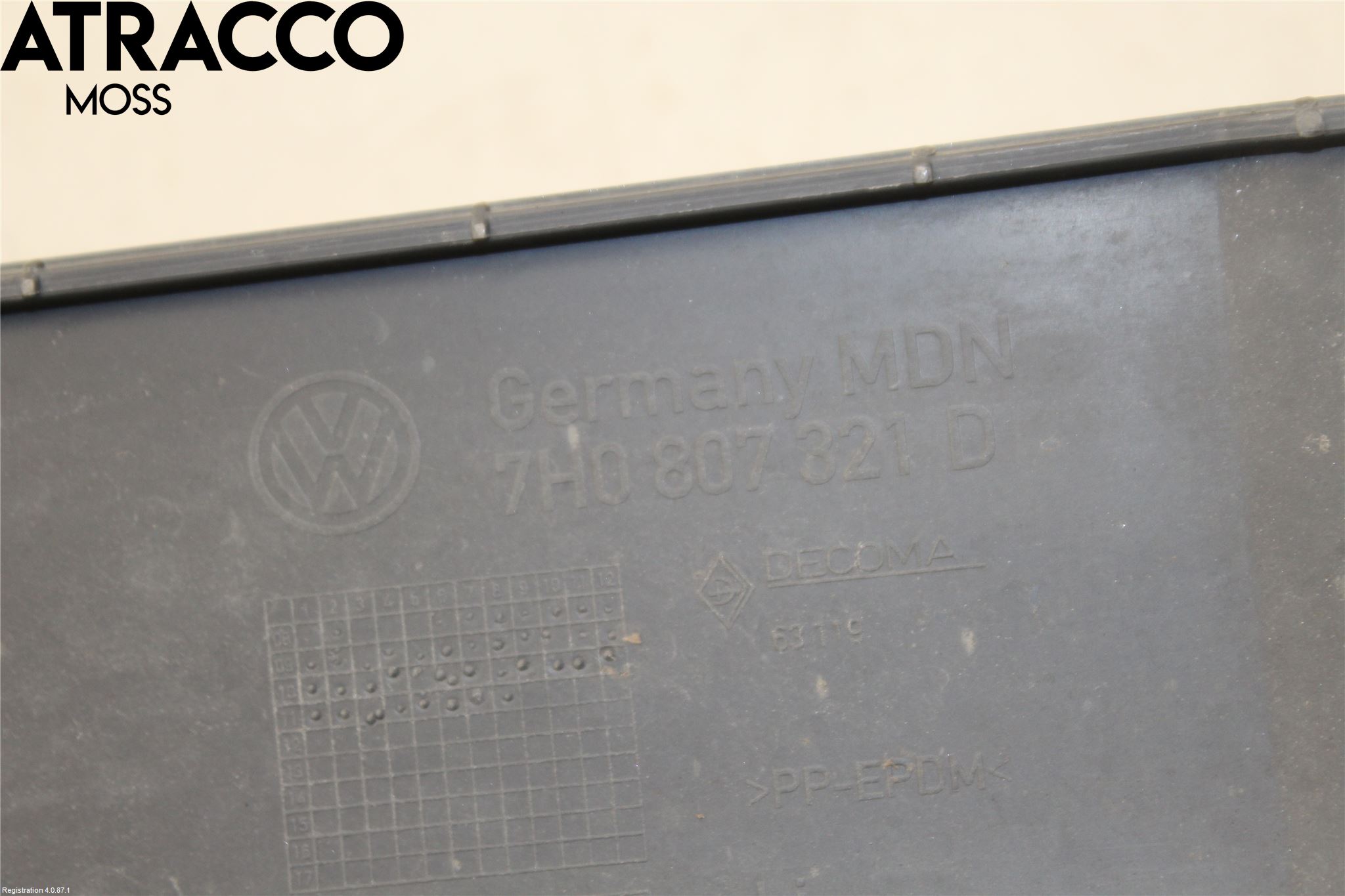 Volkswagen VW TRANSP/CARAVELLE (T5) 04-15 Stötfångardel Bak Vä