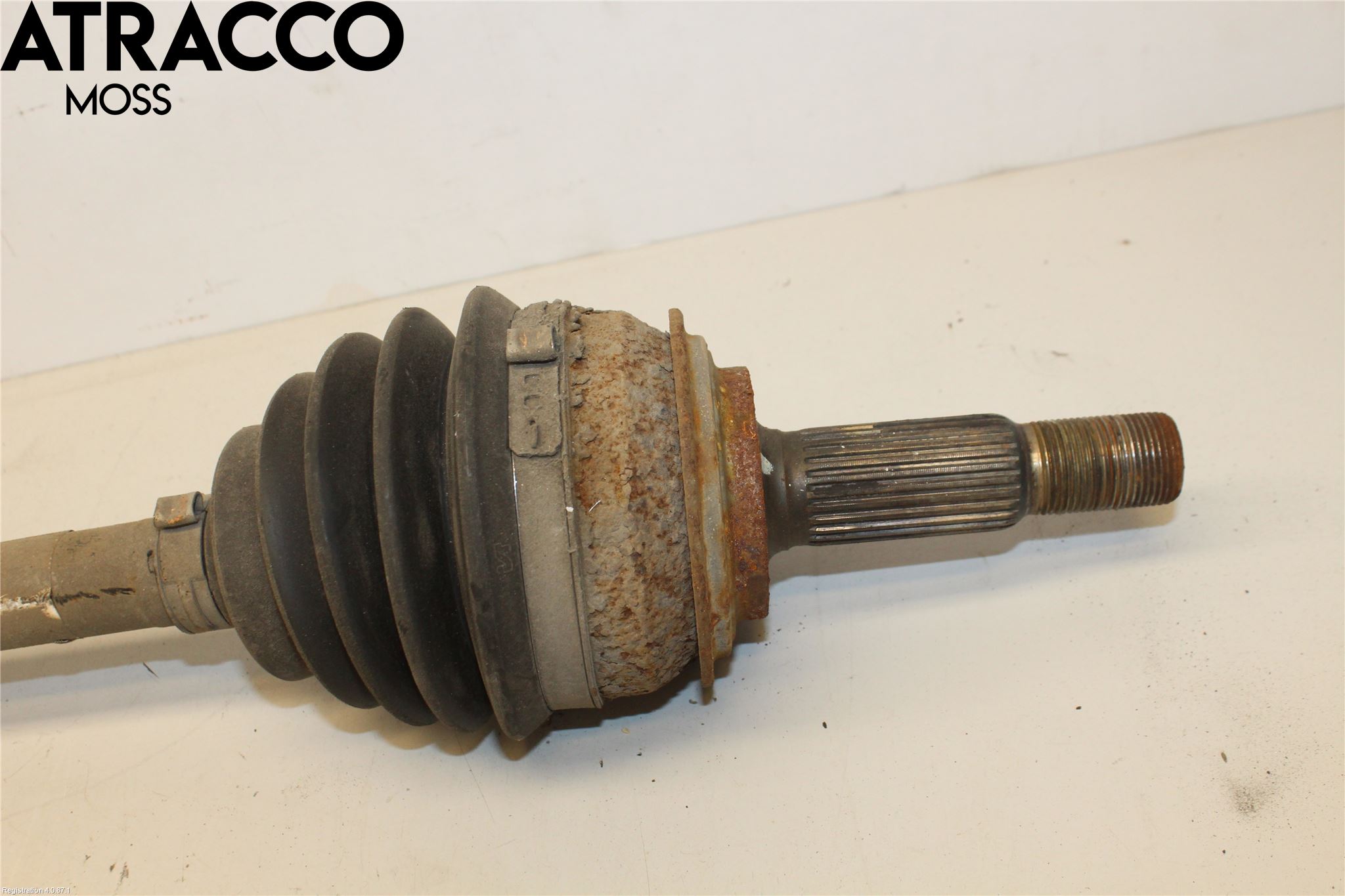 Toyota YARIS XP130 12-14 Drivaxel Fram Höger