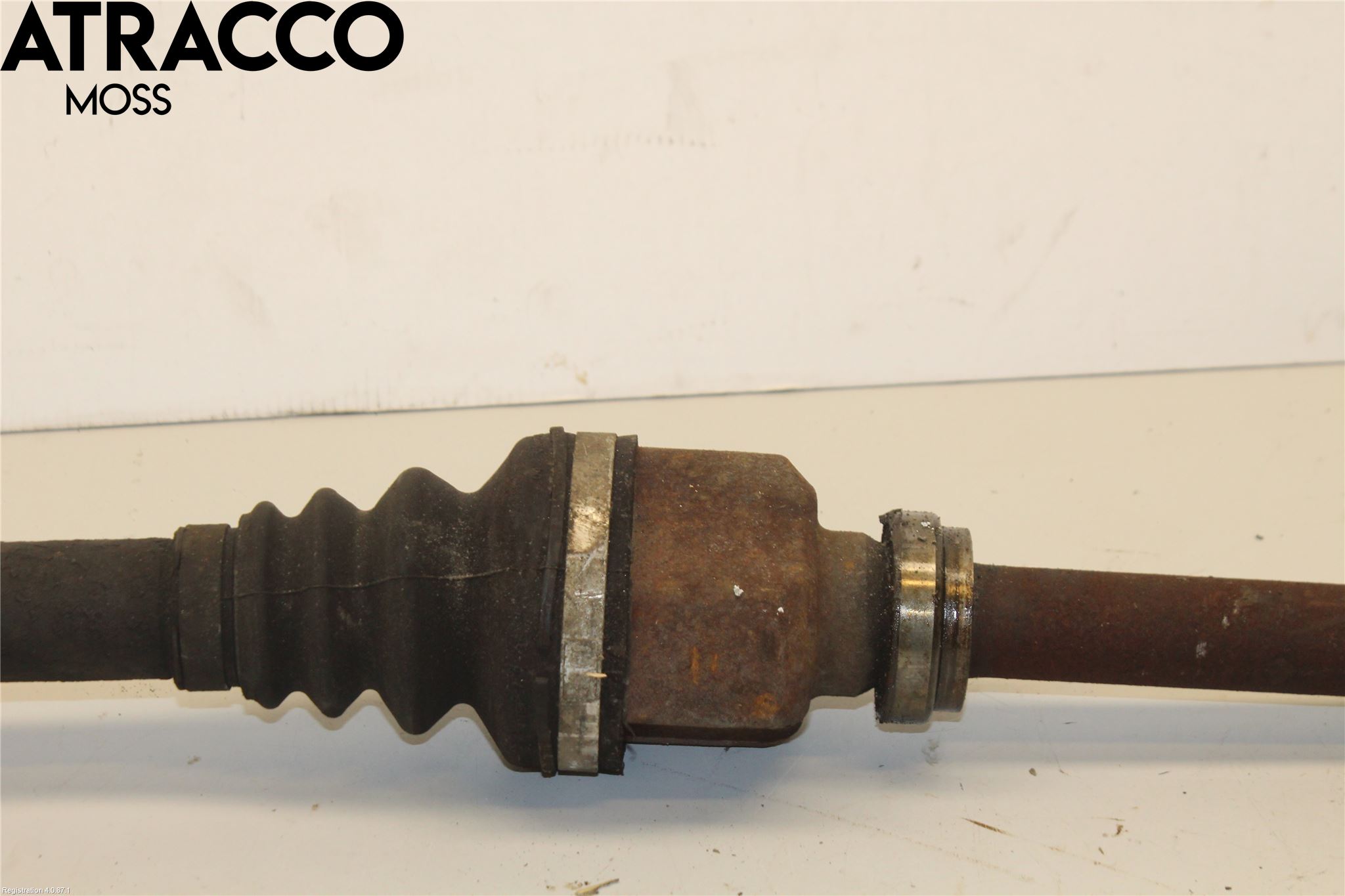 Peugeot 308 08-13 Drivaxel Fram Höger