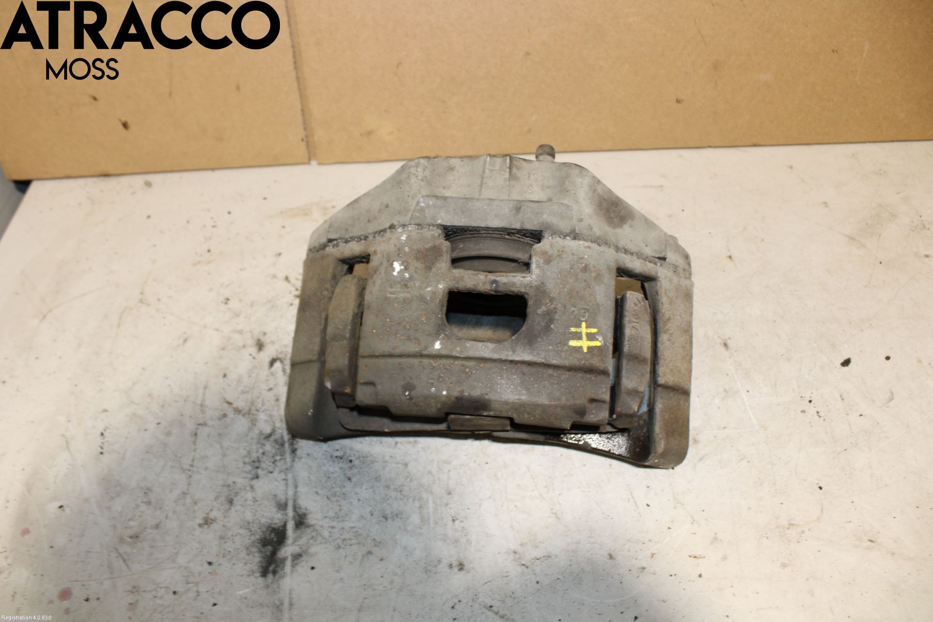 Audi A8/S8 4D 94-02 Bromsok Fram Höger