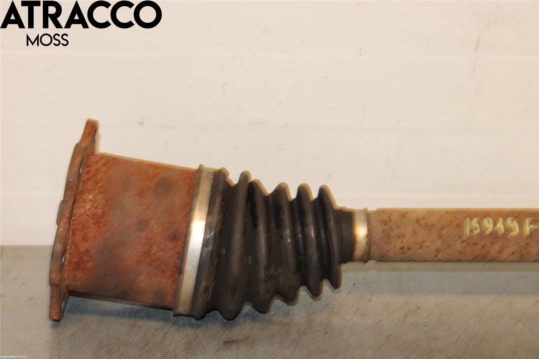 Audi Q5 09-16 Drivaxel Fram Vänster