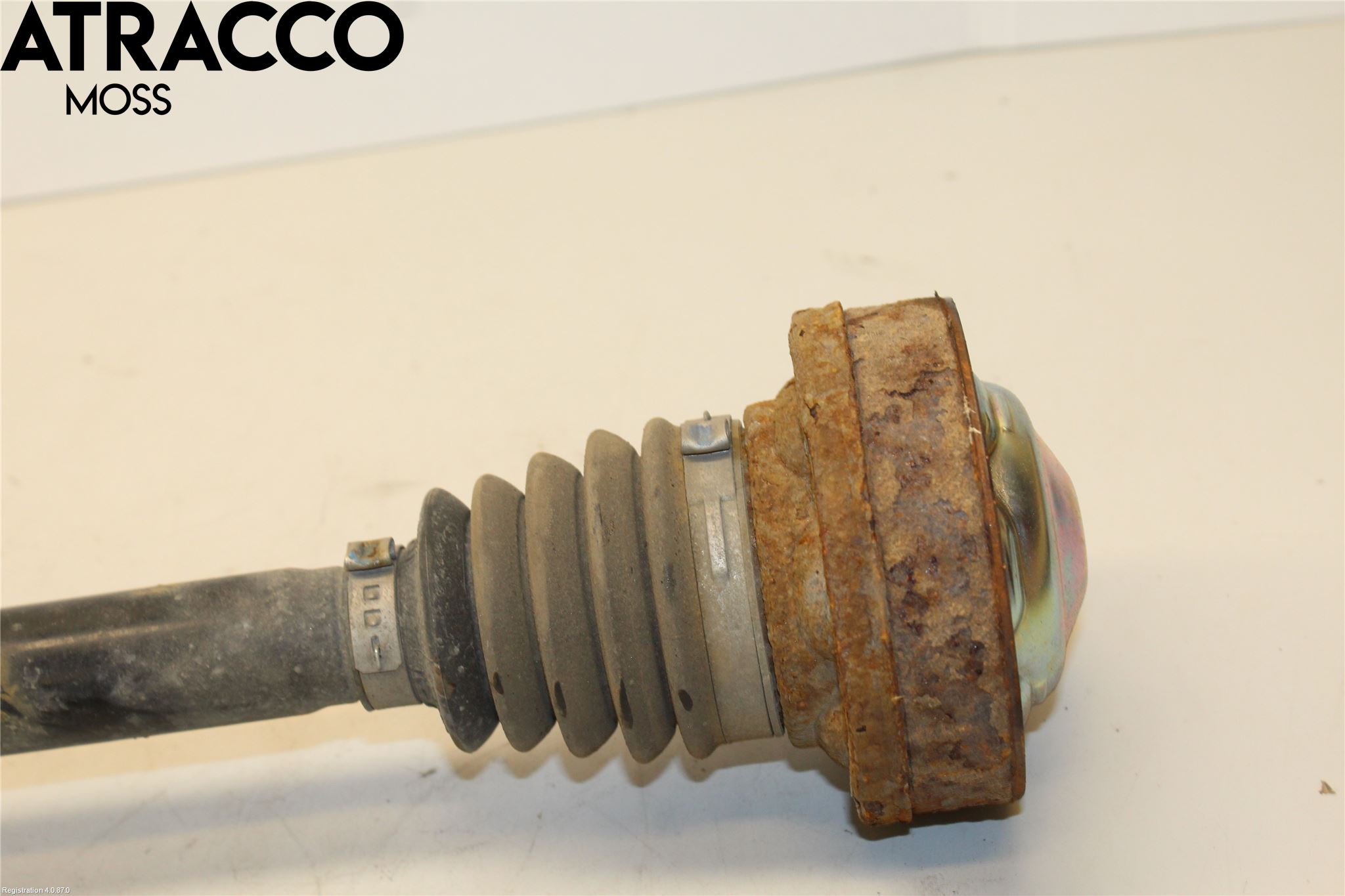 Audi A8/S8 4E  02-09 Drivaxel Bak Vänster