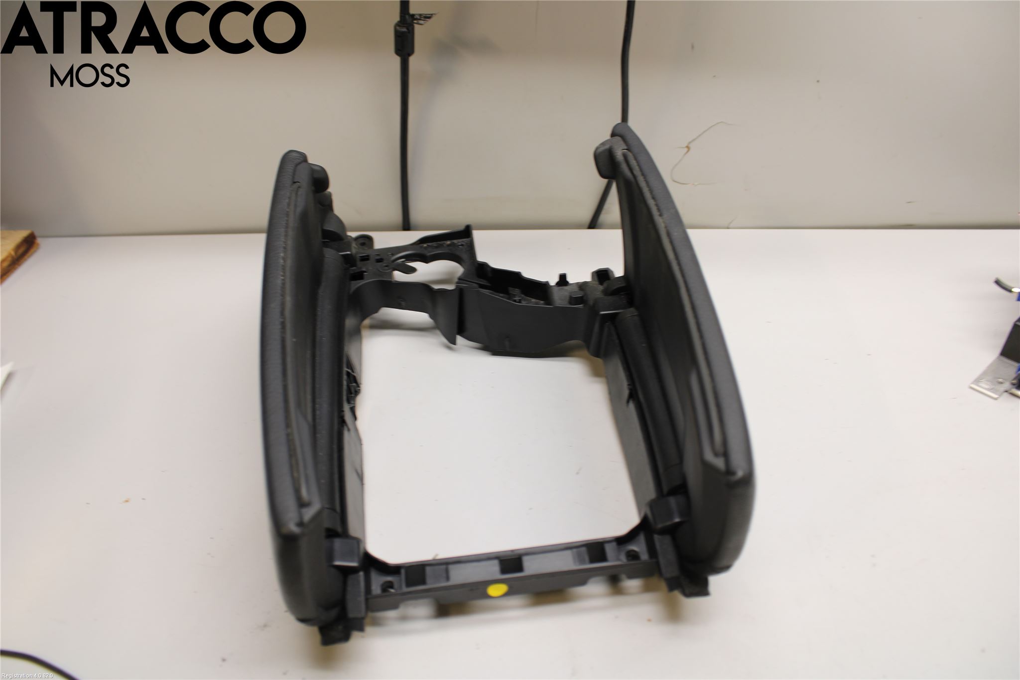 BMW 5 F10/F11/F18 09-17 Inredning Armstöd