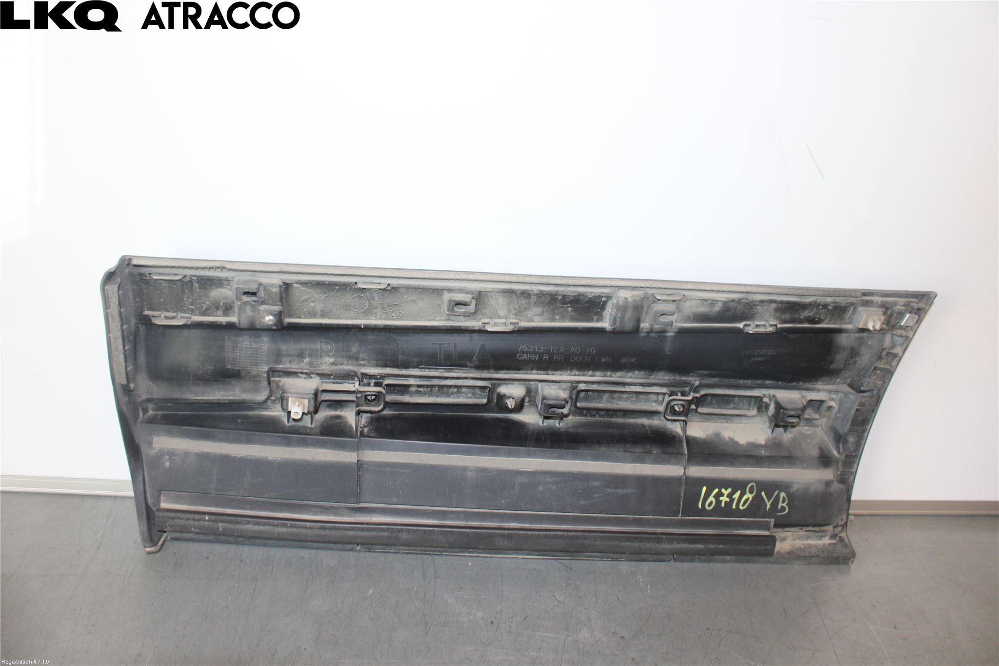 Honda CR-V 19-22 Dörr Dekorlist Fram Hö