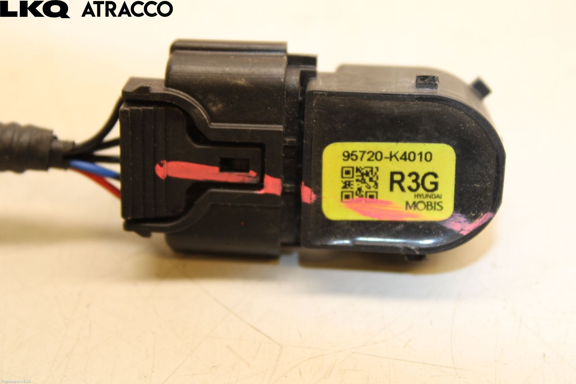 Hyundai KONA/ELECTRIC OS 18-23 Parkeringshjälp Frontsensor