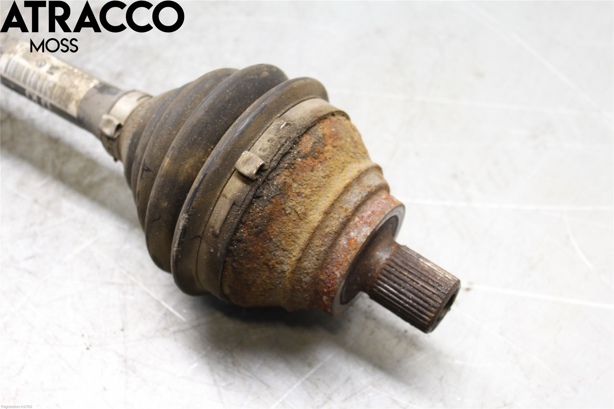Volkswagen VW GOLF PLUS/CROSS GOLF 04-14 Drivaxel Fram Vänster