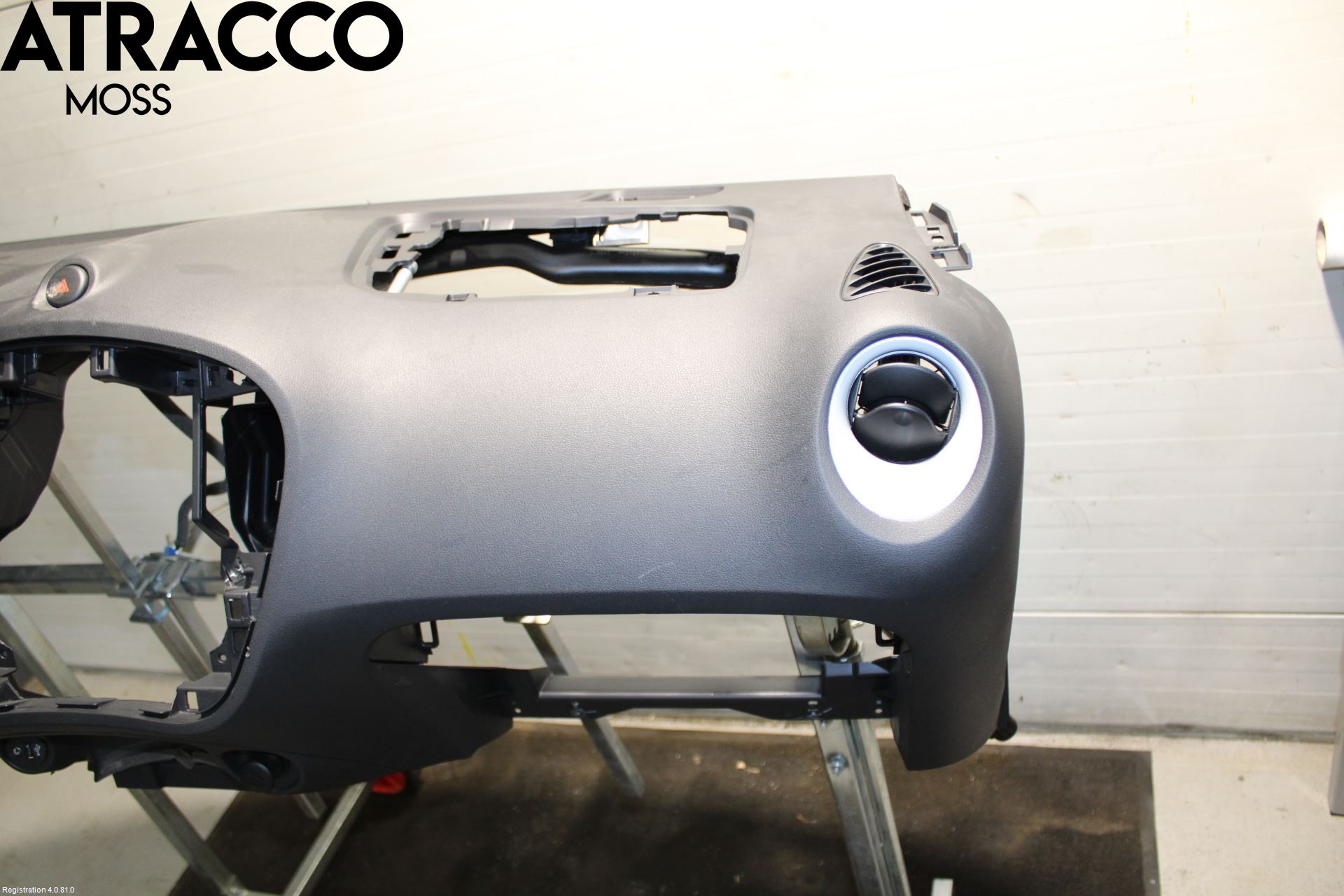 Nissan JUKE 14-19 Instrumentbräda