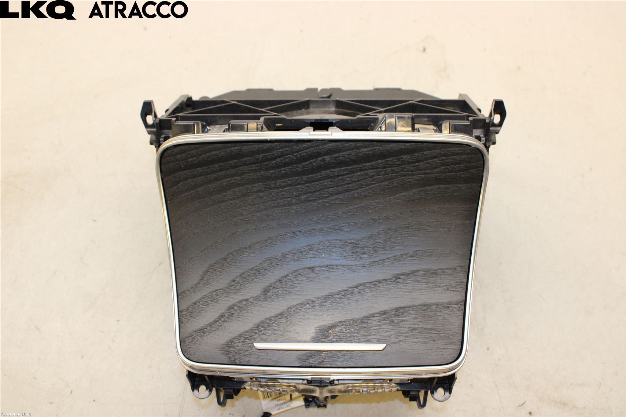 Mercedes-Benz MB C-KLASS (W205) 14-21 Mittparti Övrigt