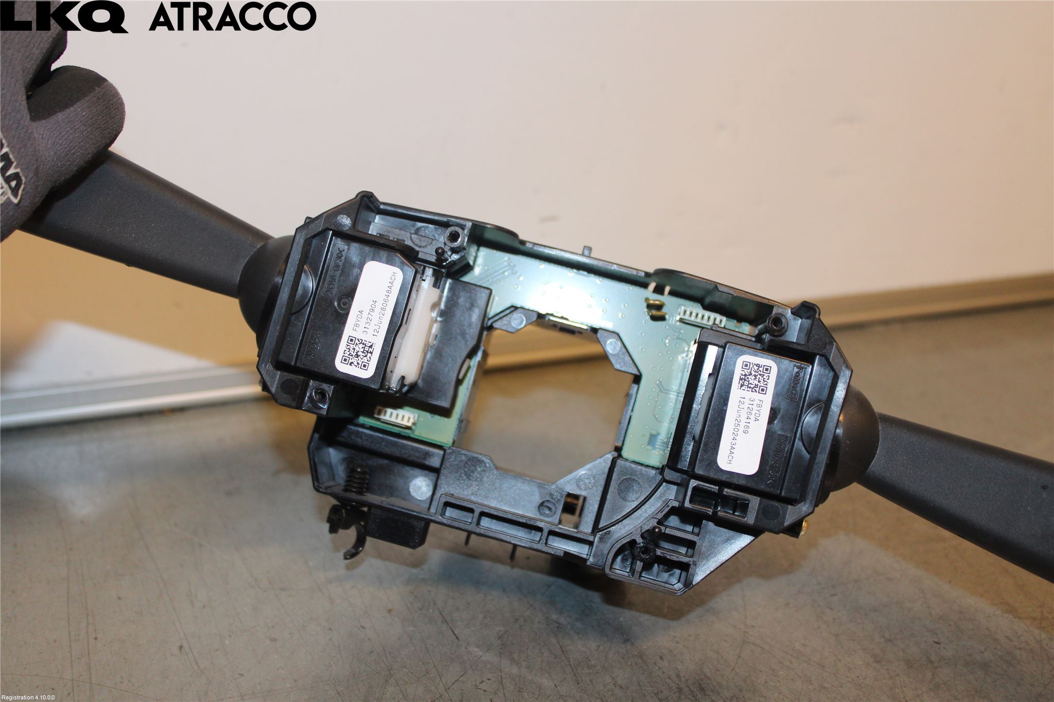 Volvo V40 12-19 Spakcentral