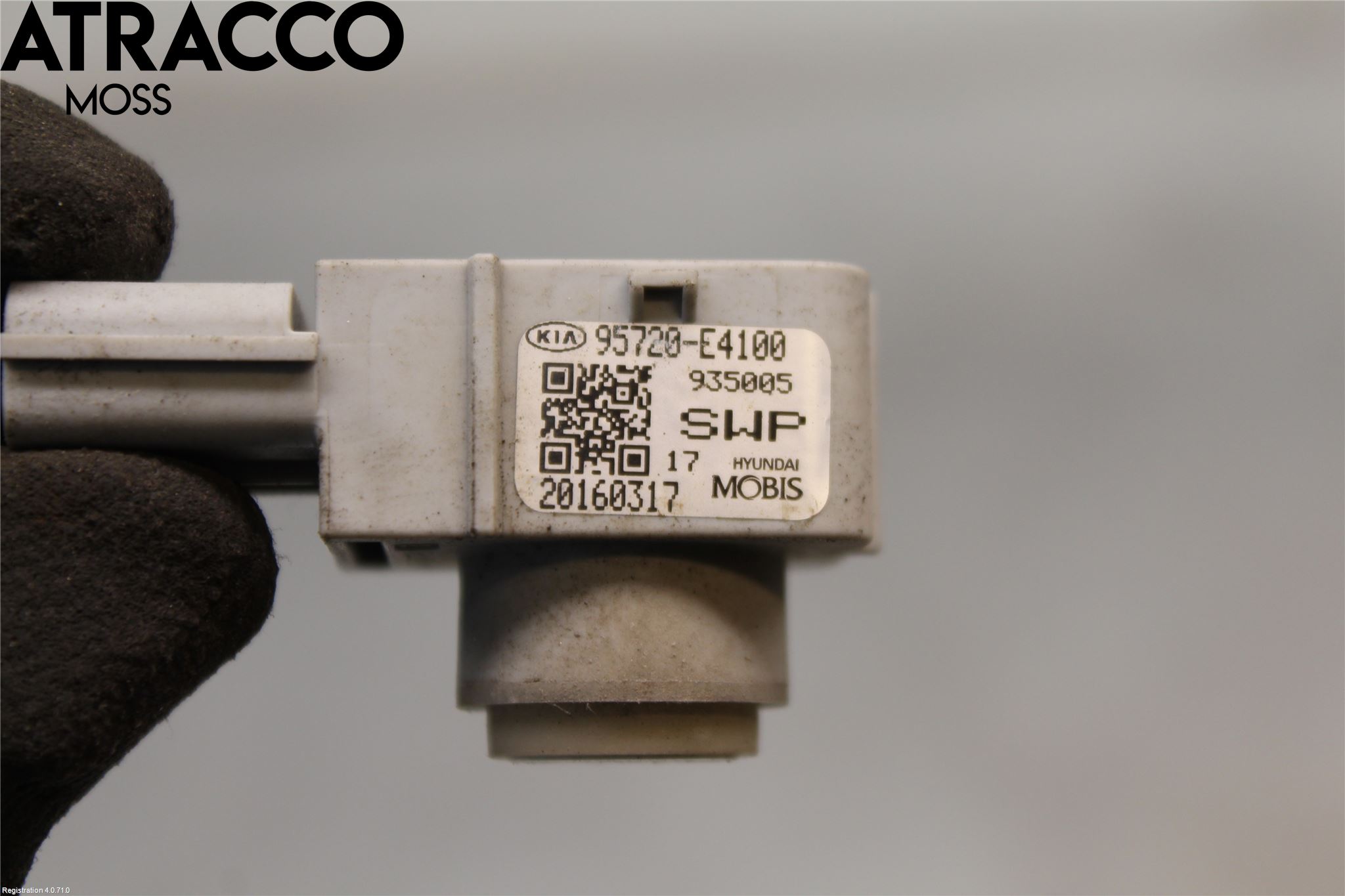 Kia SOUL 09- Parkeringshjälp Backsensor
