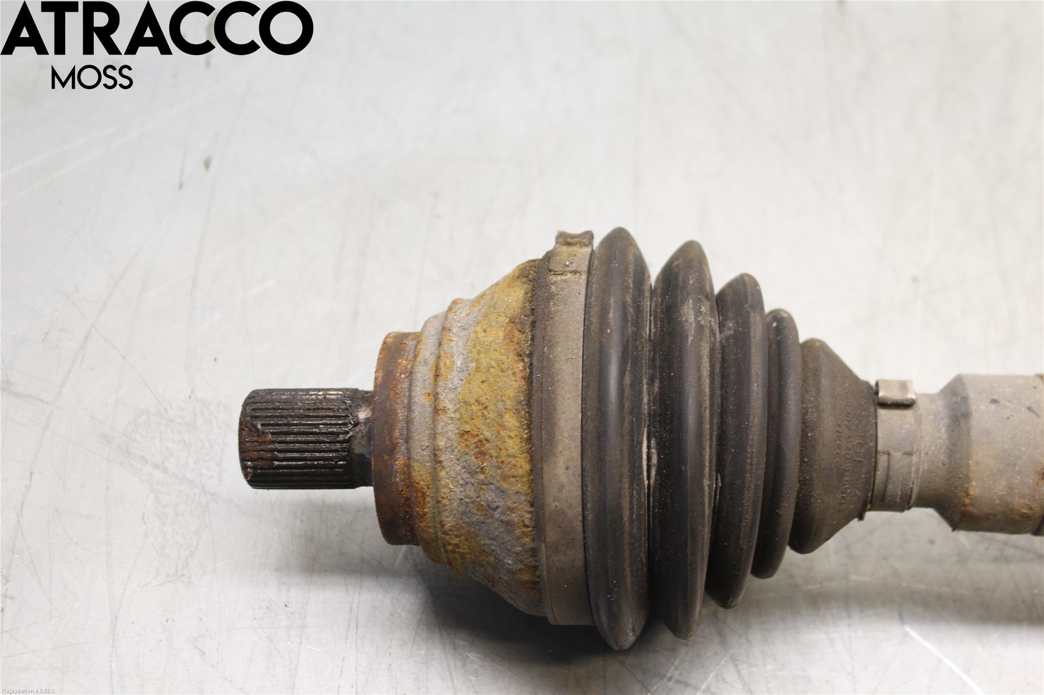 Audi A3/S3 05-13 Drivaxel Fram Höger