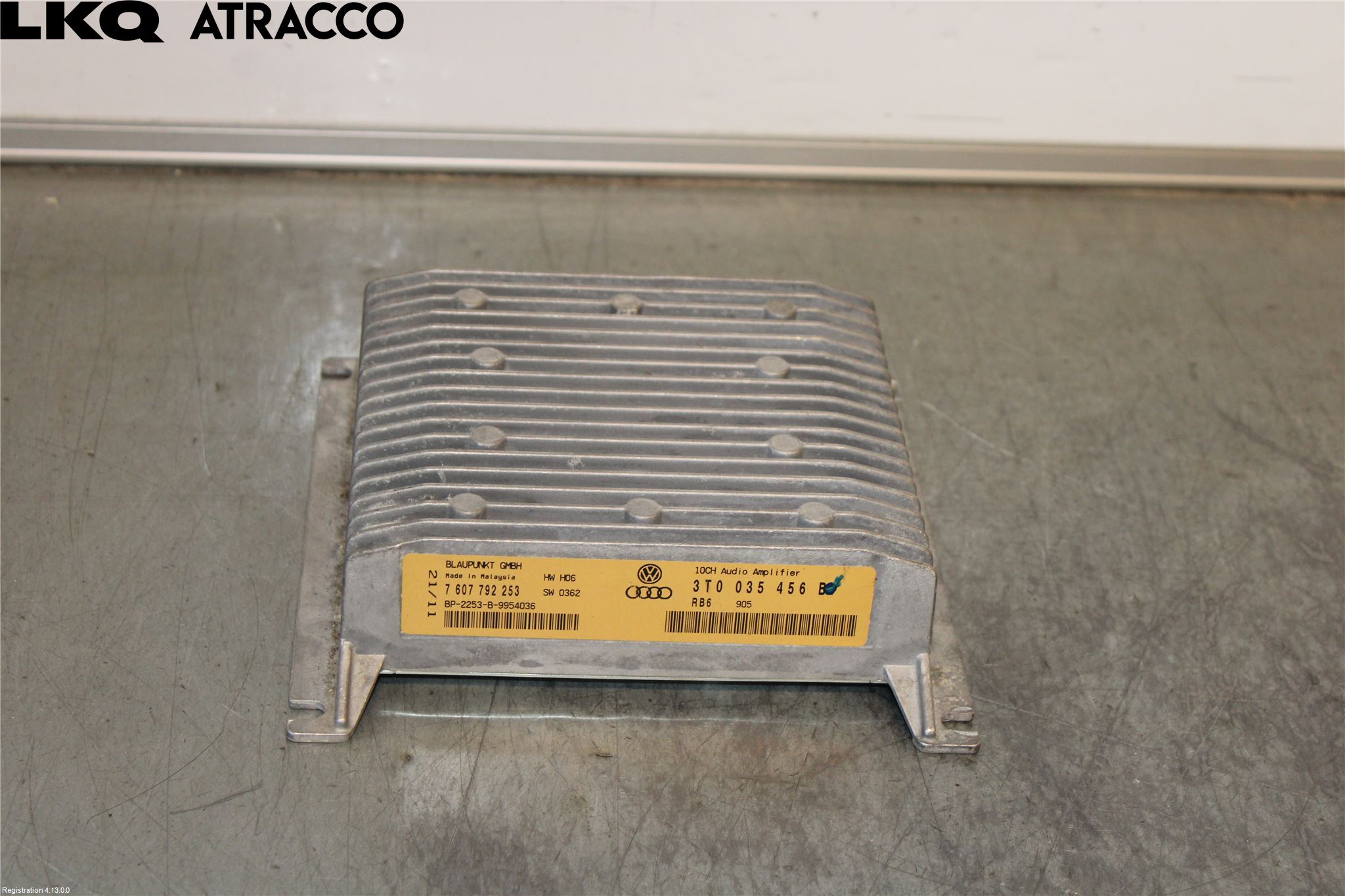 Volkswagen VW BEETLE 12- Radio-Stereo Förstärkare