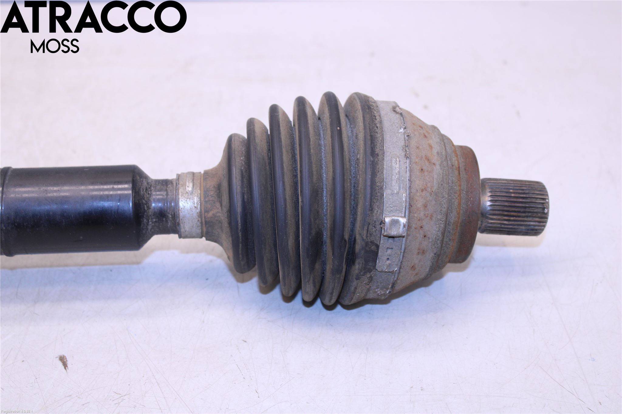 Volkswagen VW GOLF SPORTSVAN 15-20 Drivaxel Fram Vänster