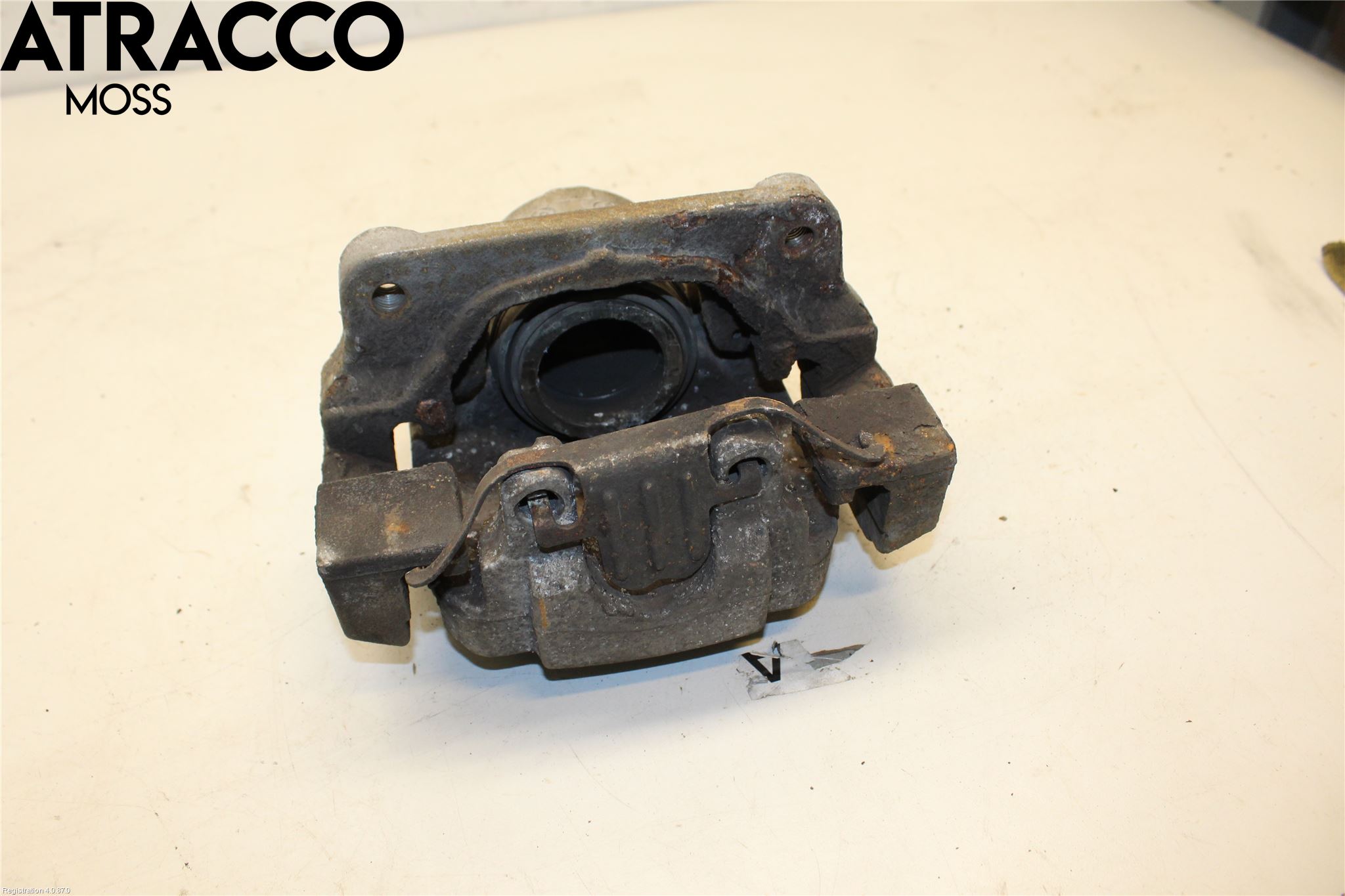 BMW 5 F10/F11/F18 09-17 Bromsok Fram Höger