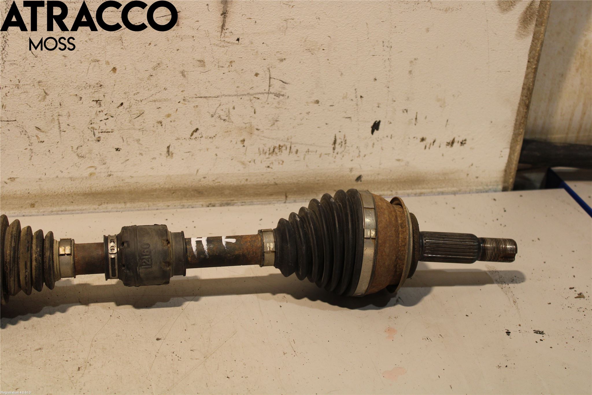 Toyota URBAN CRUISER Drivaxel Fram Höger