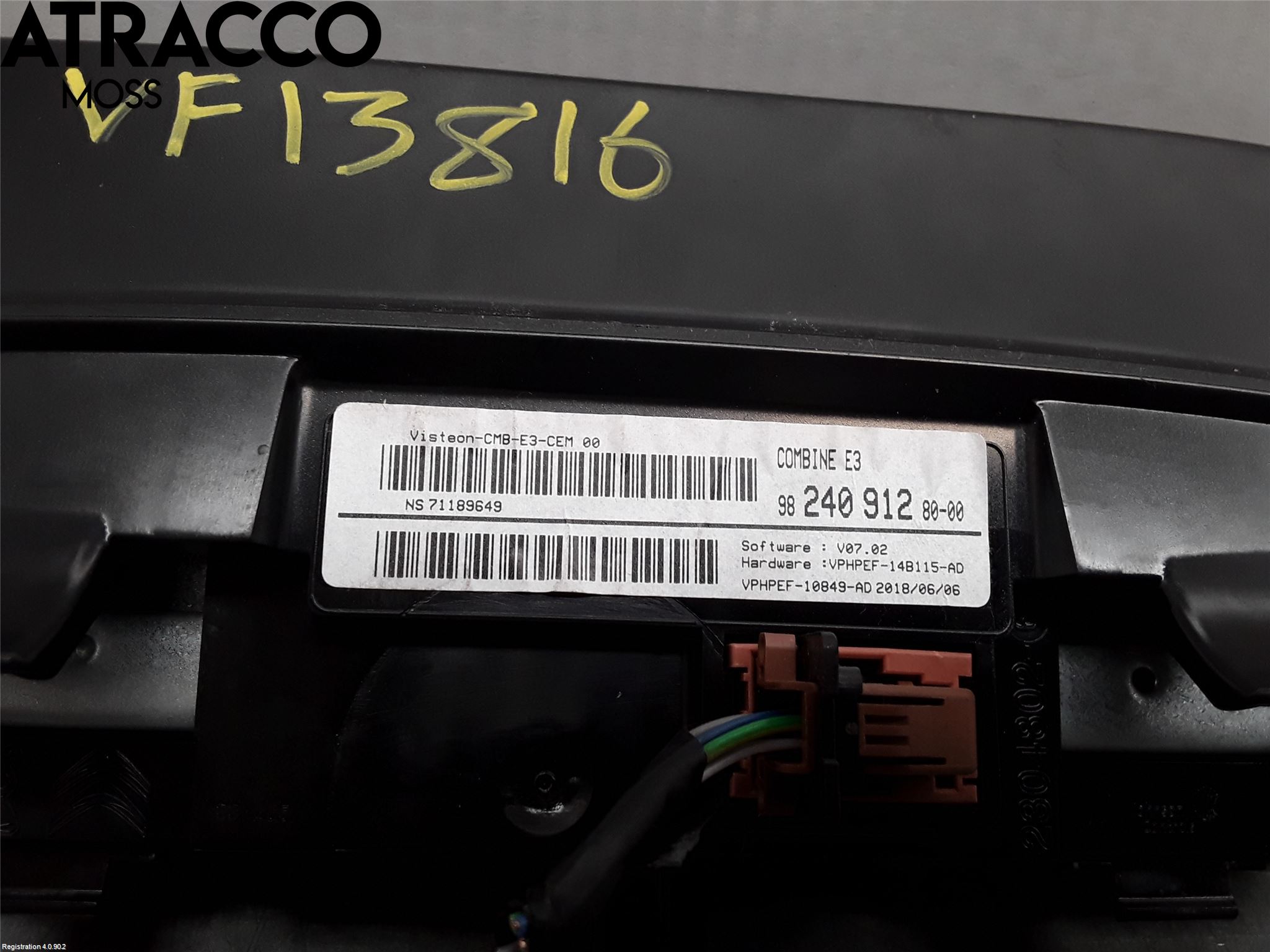 Citroen C4 CACTUS 14-20 Instrumentkonsoll Mitt