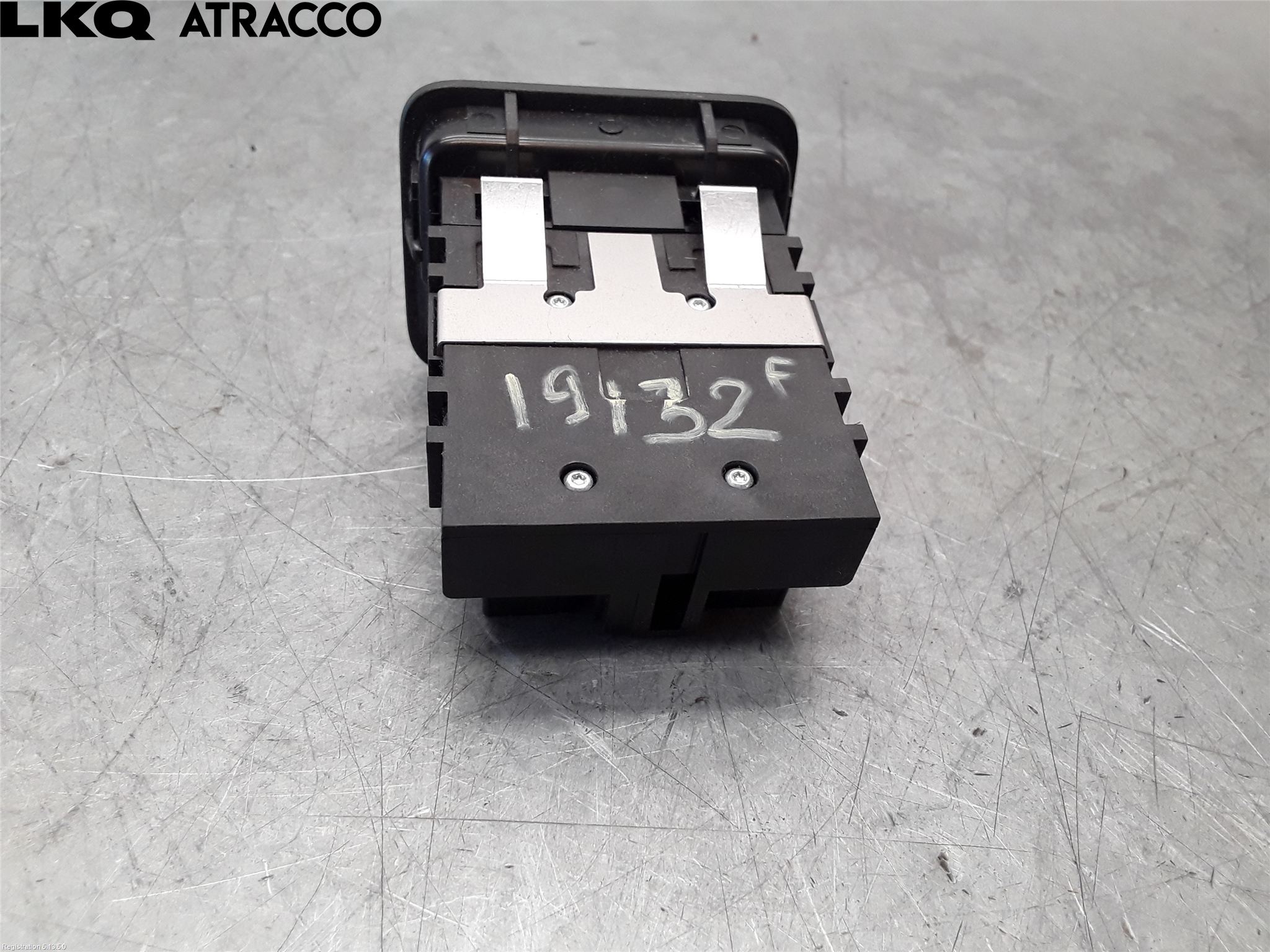 Mercedes-Benz MB B-KLASS (W246/W242) 12-19 Strömställare Parkeringsbroms