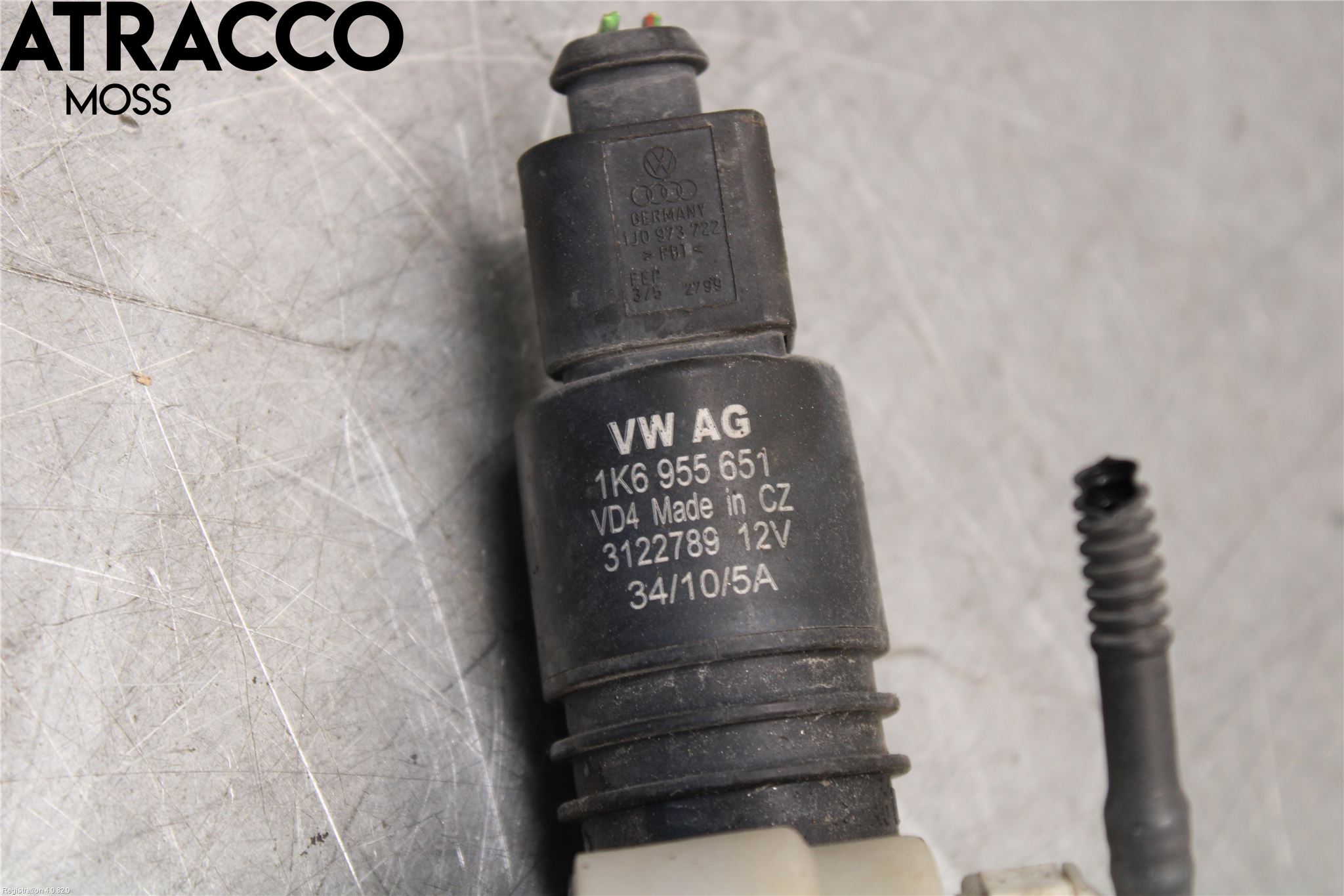 Volkswagen VW GOLF VI 09-13 Spolarpump Vindruta