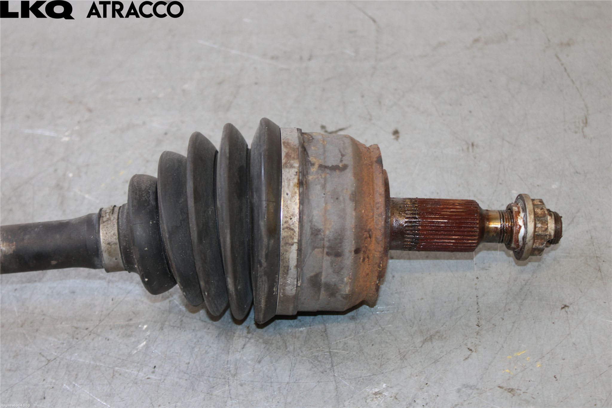 Volkswagen VW TRANSP/CARAVELLE (T5) 04-15 Drivaxel Fram Höger