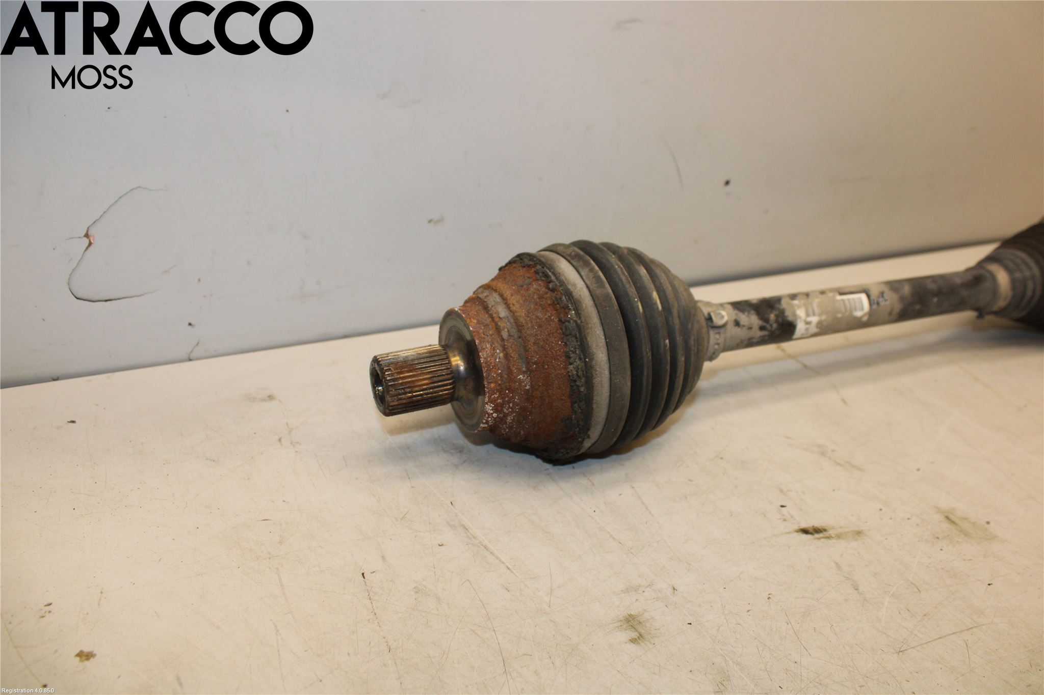Volkswagen VW GOLF PLUS/CROSS GOLF 04-14 Drivaxel Fram Vänster