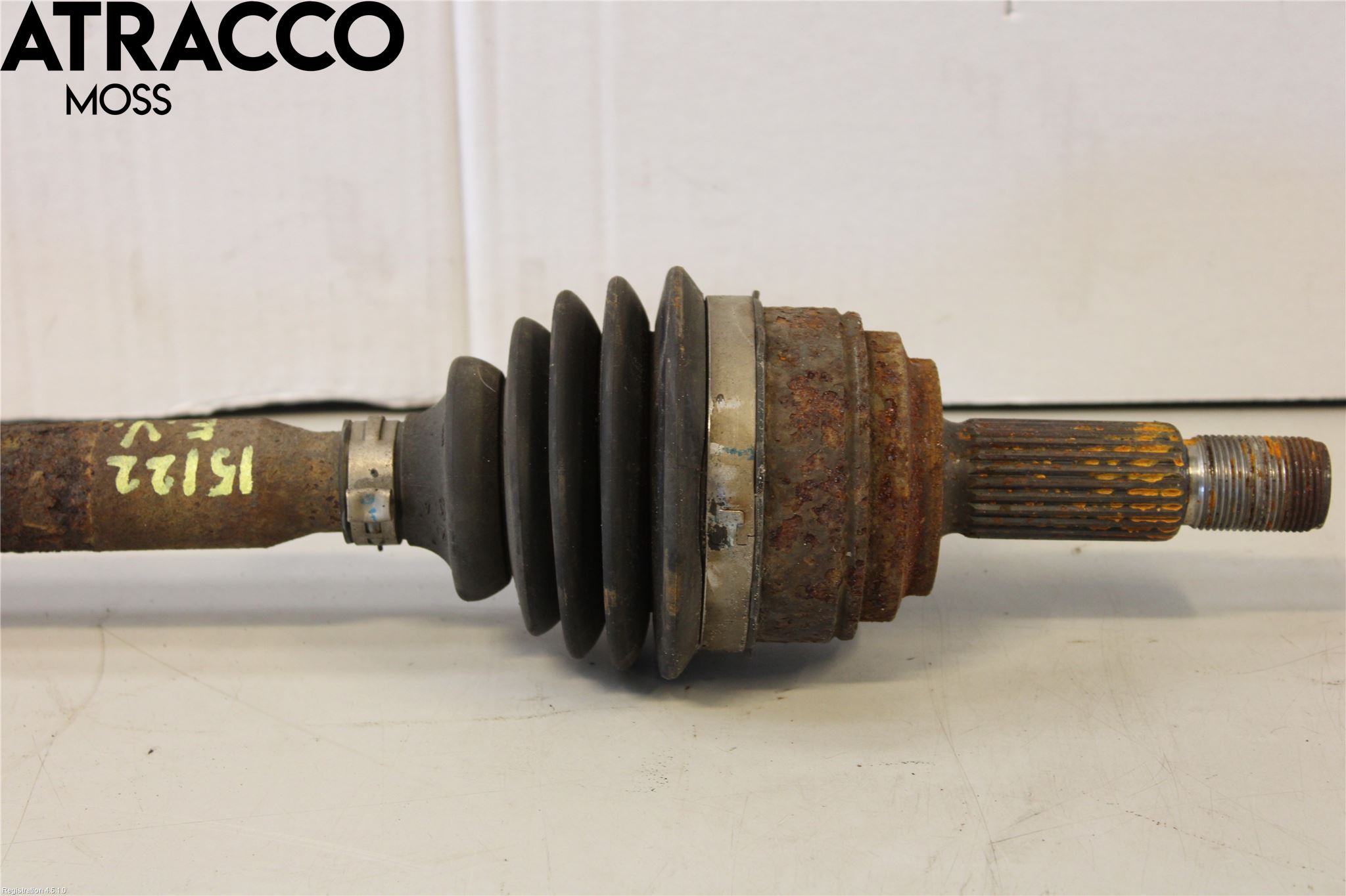 Ford TRANSIT/TOURNEO COURIER 13-23 Drivaxel Fram Vänster