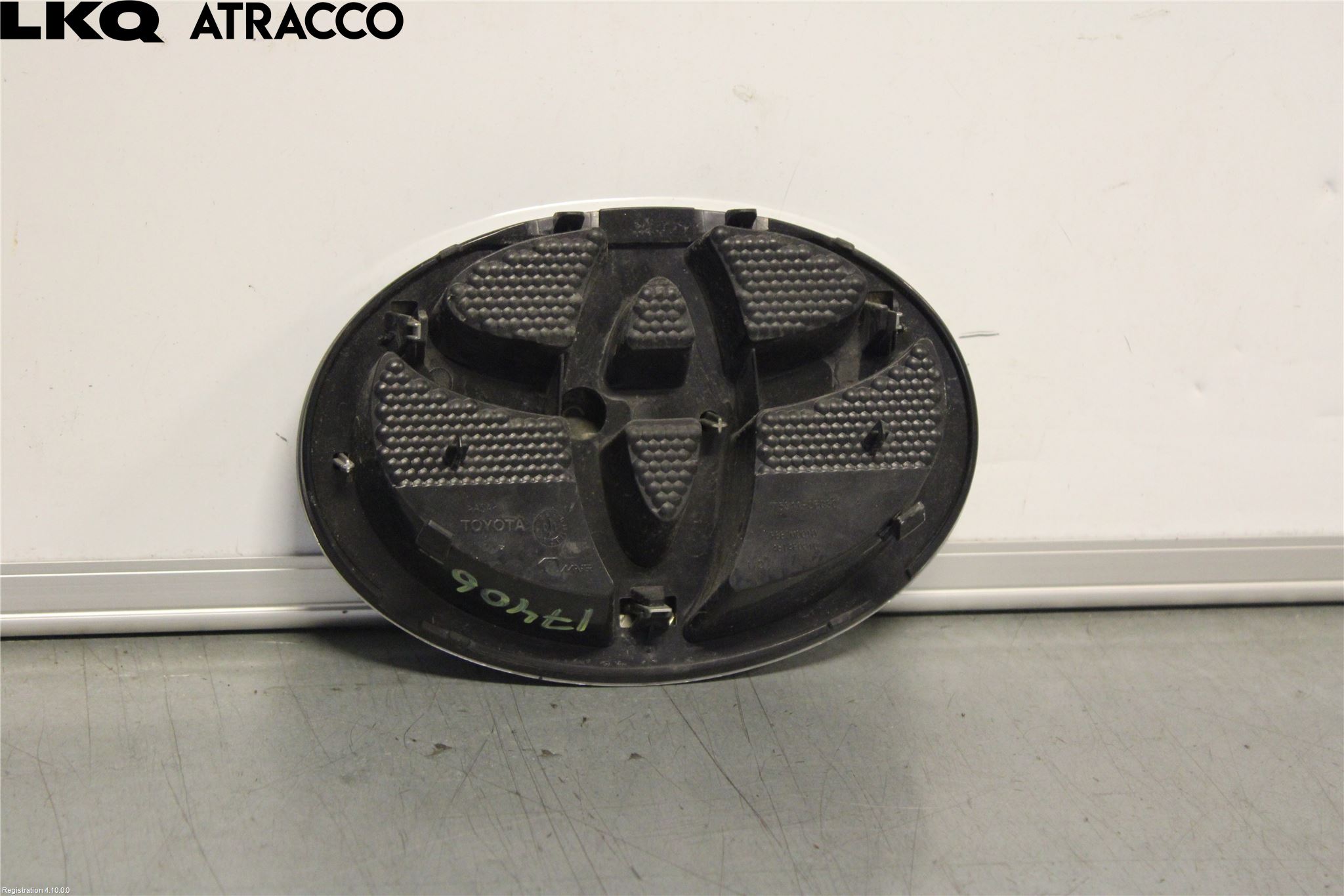 Toyota VERSO 09-18 Emblem