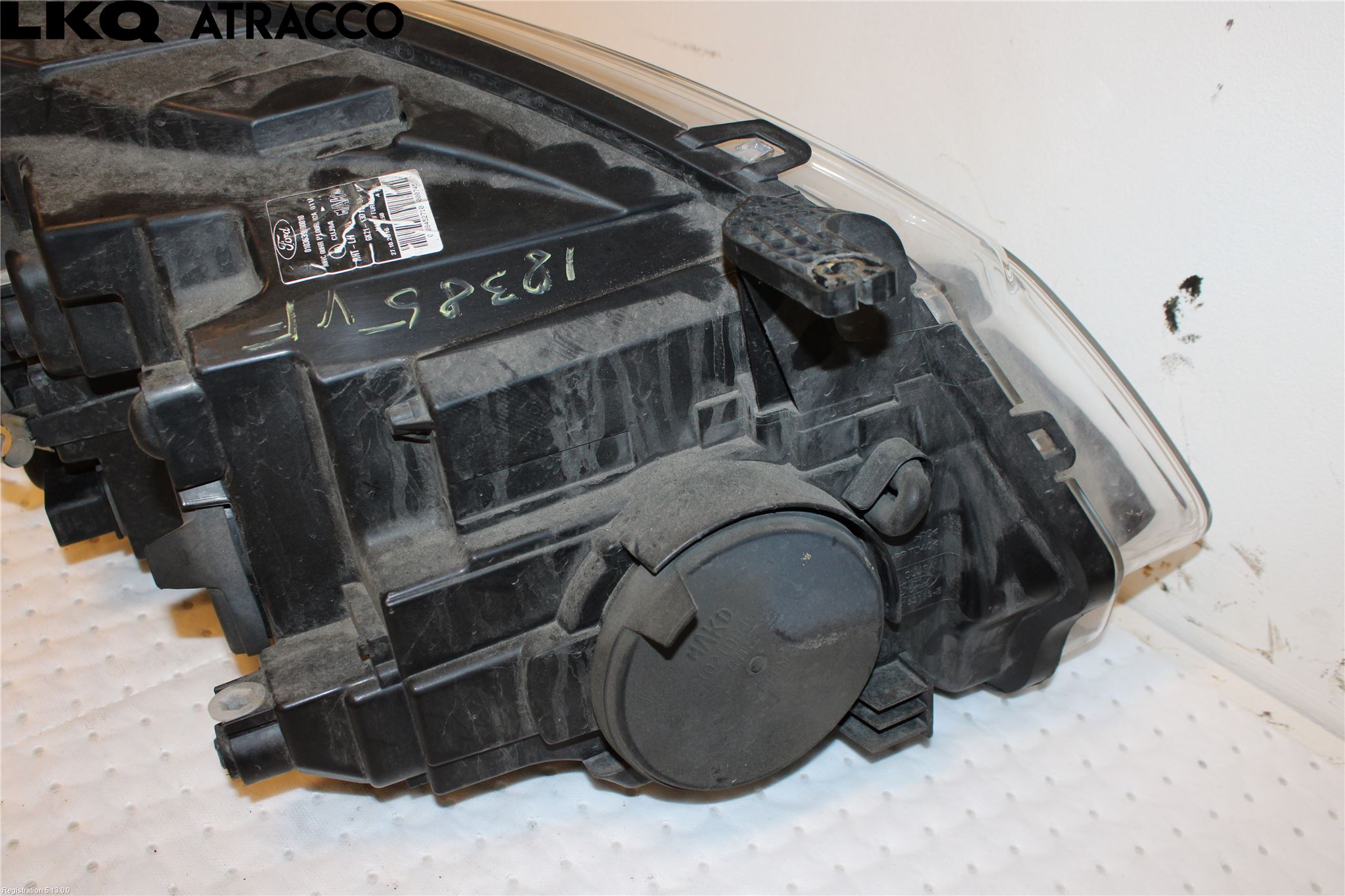 Ford TRANSIT SKÅP/BUSS 14-22 Strålkastare Vänster
