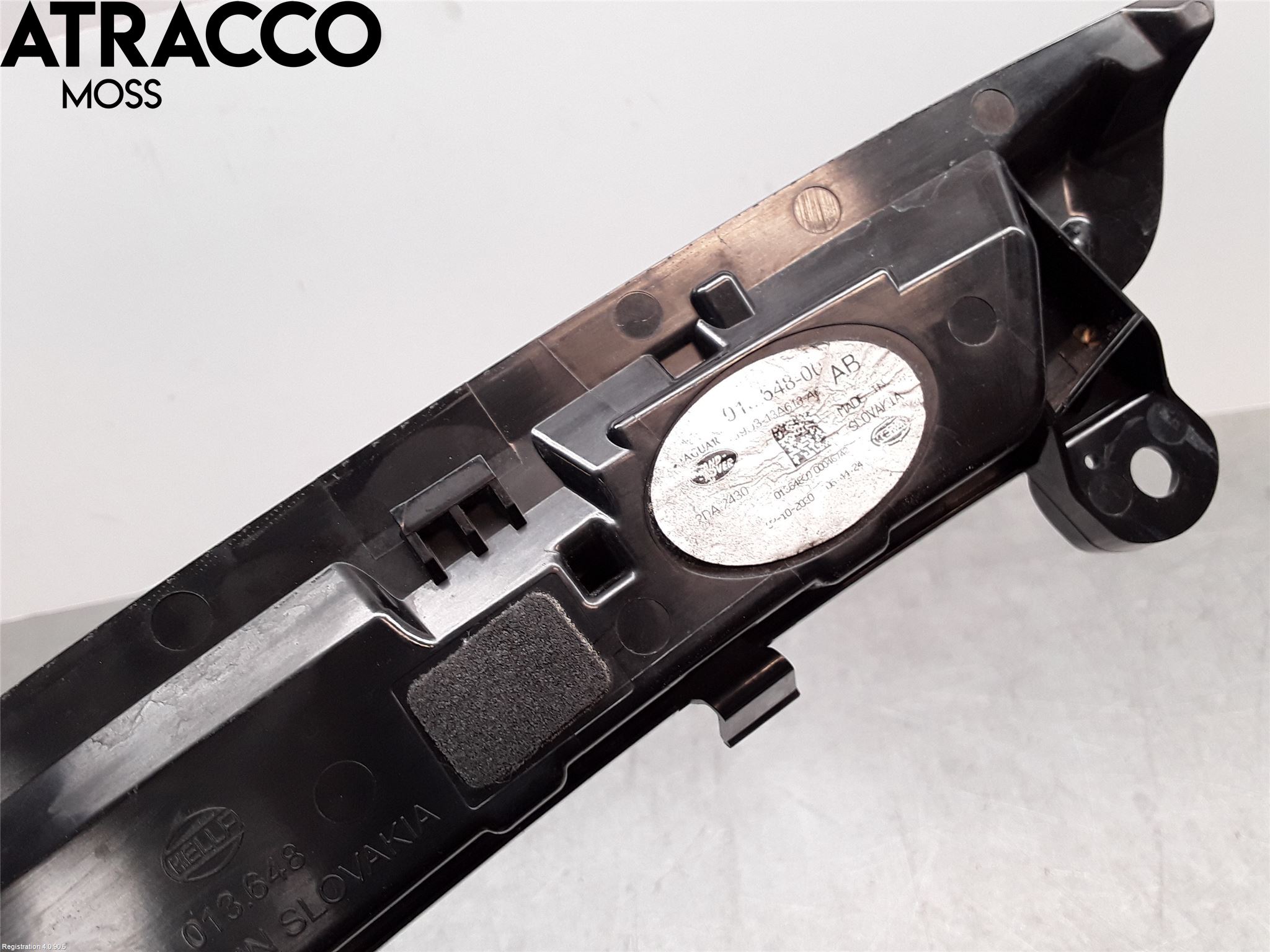 Jaguar I-PACE 18- Bromsljus Bakruta