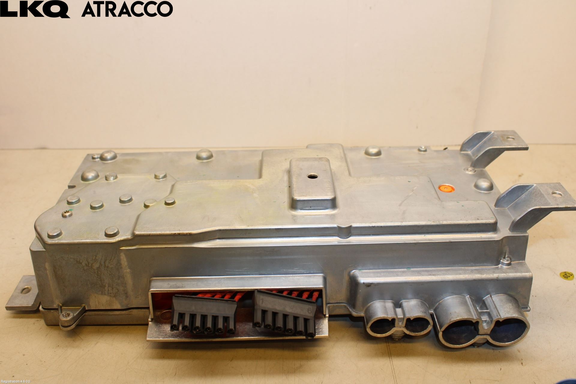 Tesla MODEL S 13- Inverter 12 -> 220 V