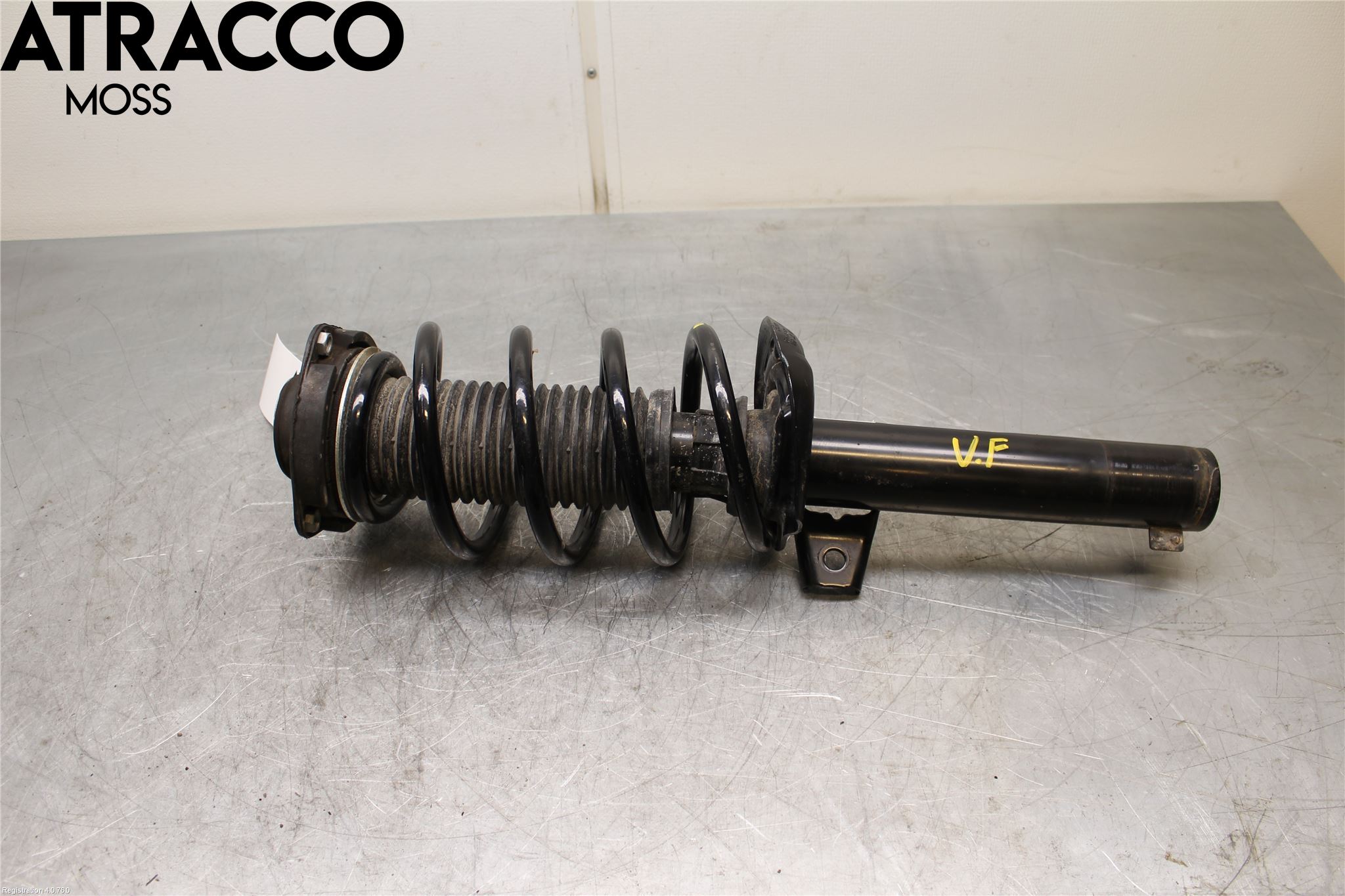 Volkswagen VW CADDY 16-20 Fjäderben Fram Vänster