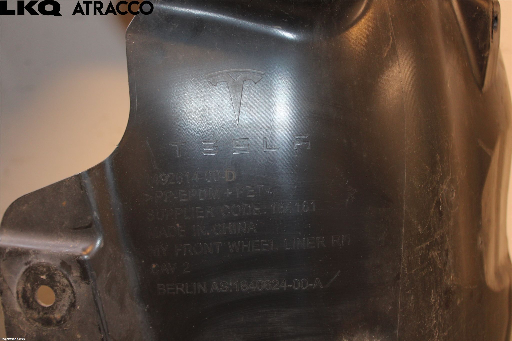Tesla MODEL Y 21- Skärm Inner