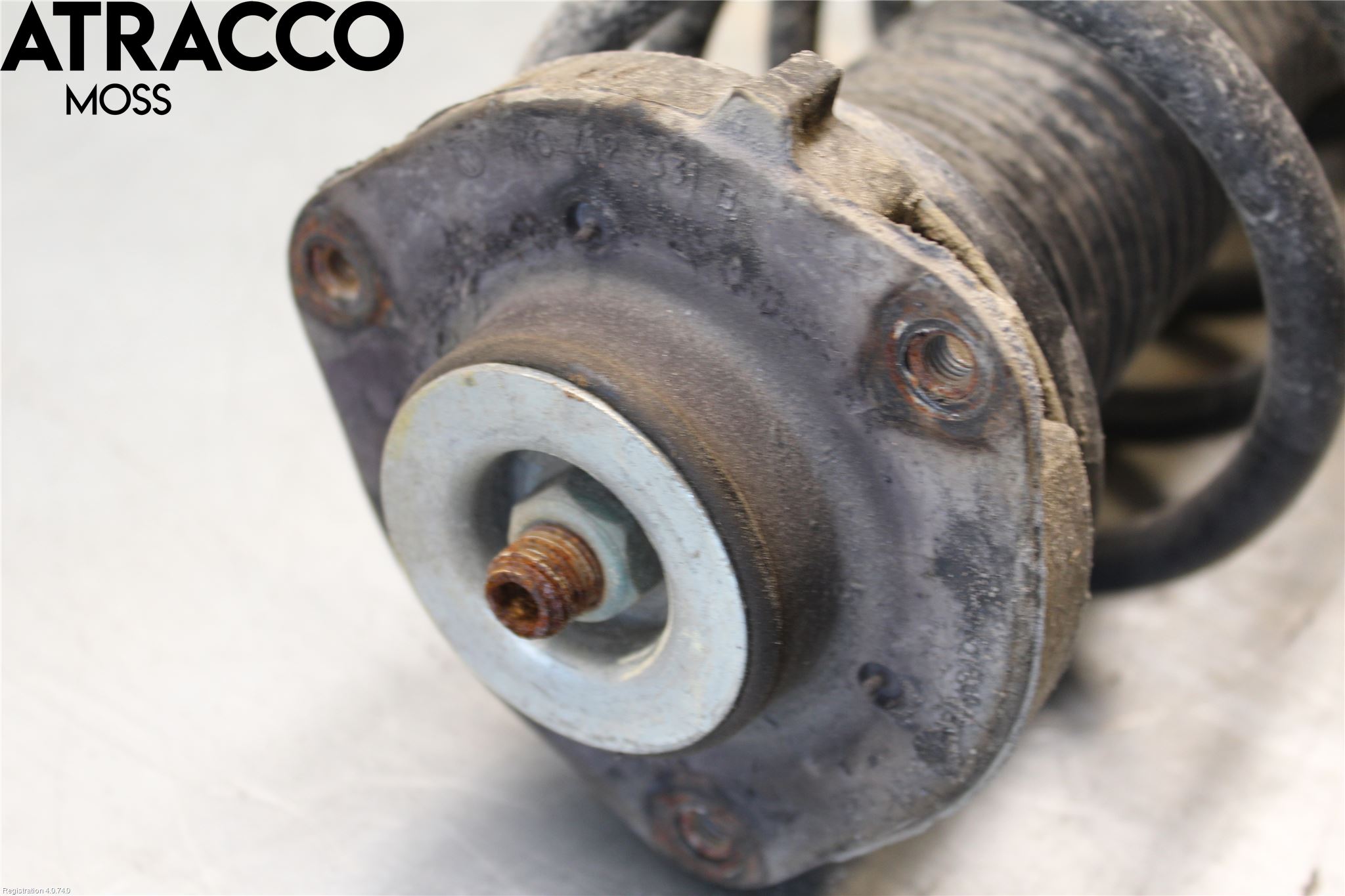 Volkswagen VW CADDY 16-20 Fjäderben Fram Vänster