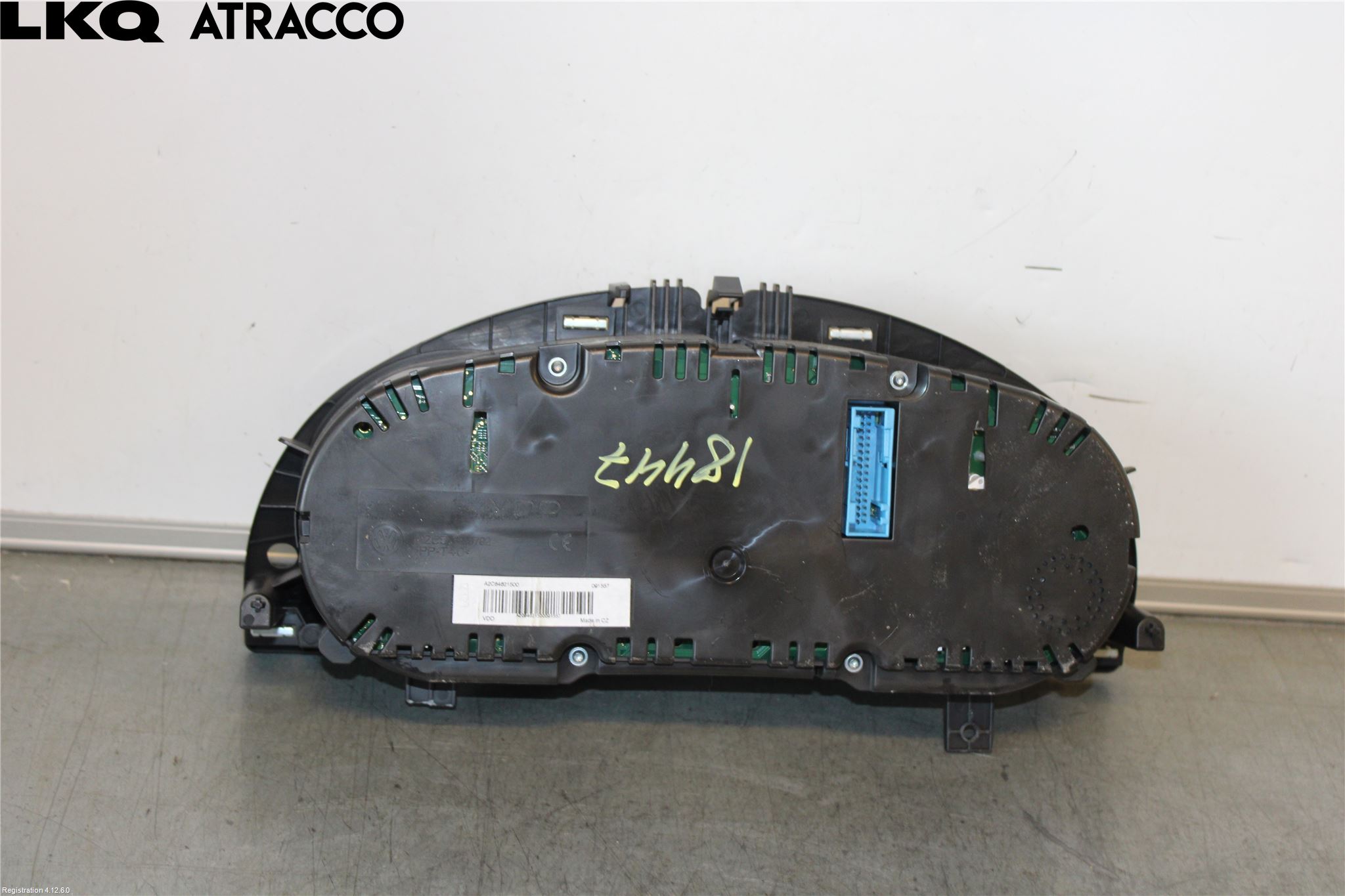 Volkswagen VW PASSAT 11-14 Instrument Komb