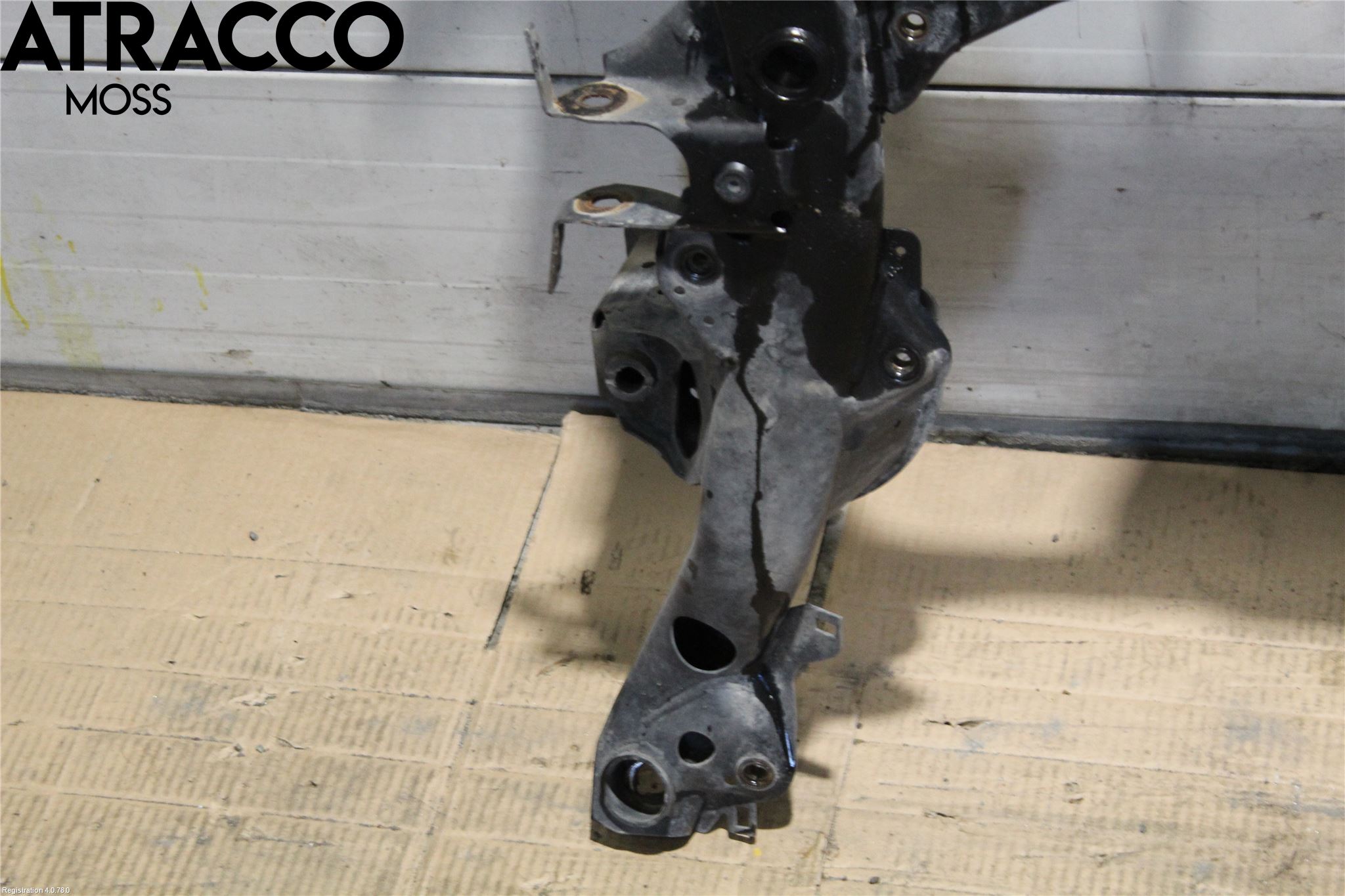 BMW 4 F32/F33/F82/F83 13-20 Framvagnsbalk