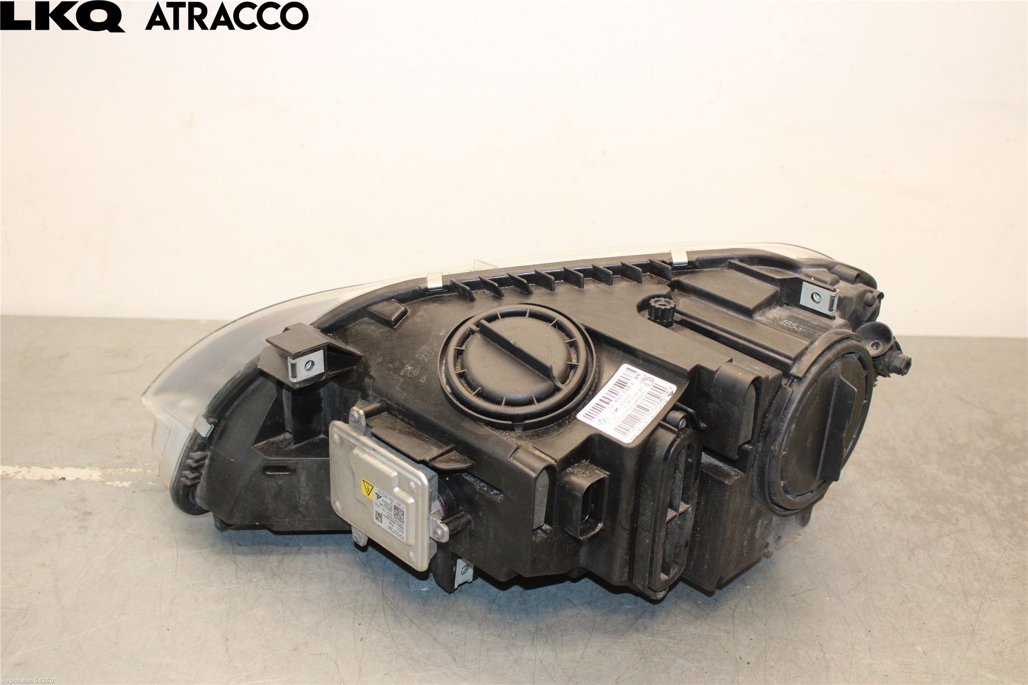 BMW 6 F12/F13 10-18 Strålkastare Höger