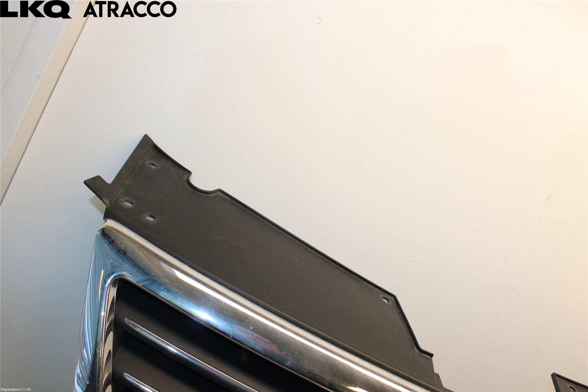 Volkswagen VW PASSAT 05-11 Grill Komp