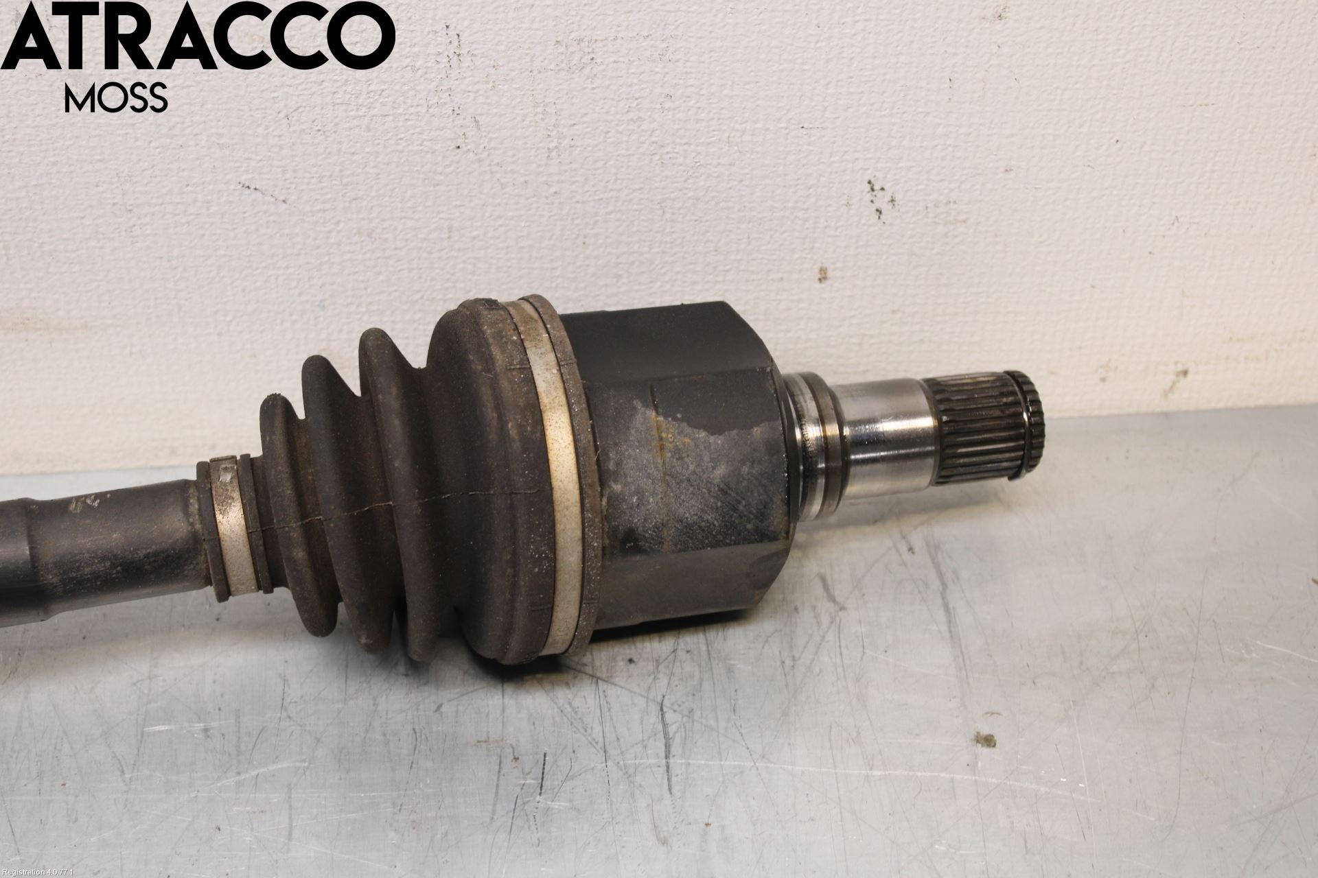 Hyundai i40 08-15 Drivaxel Fram Höger