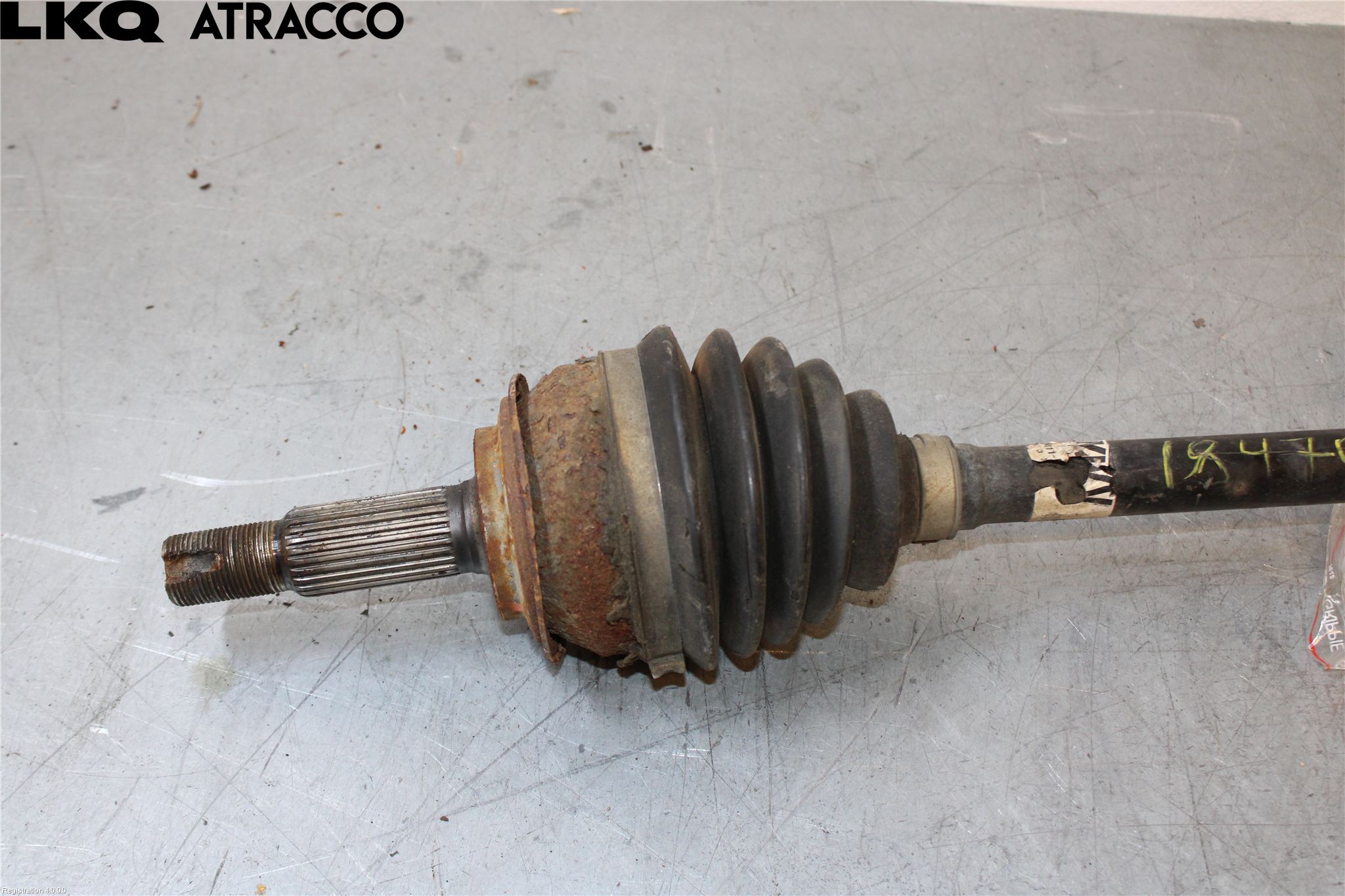 Toyota YARIS XP130 15-20 Drivaxel Fram Vänster