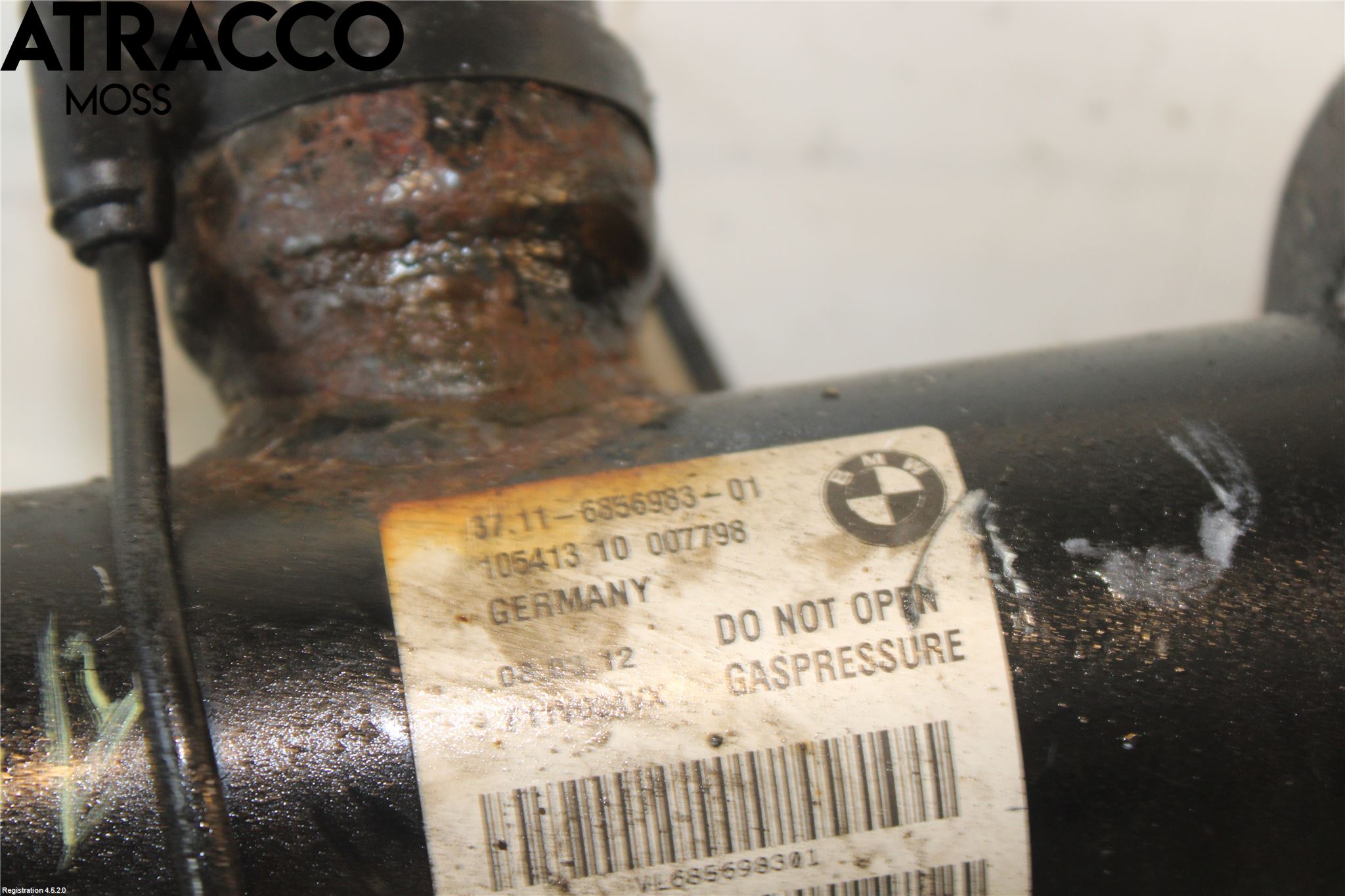 BMW 5 F10/F11/F18 09-17 Fjäderben Fram Vänster