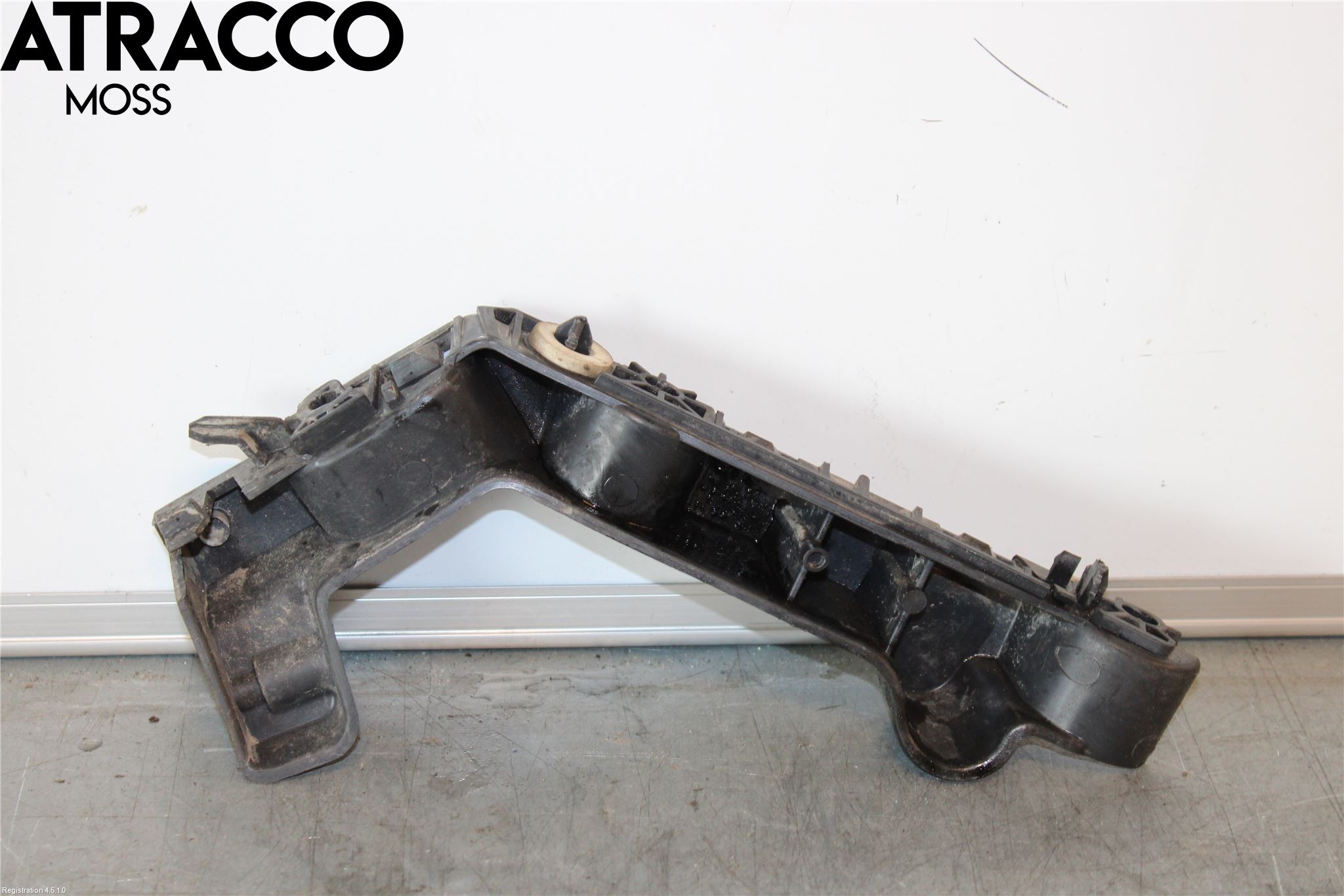 Citroen C4 CACTUS 14-20 Stötfångarfäste Bak Hö