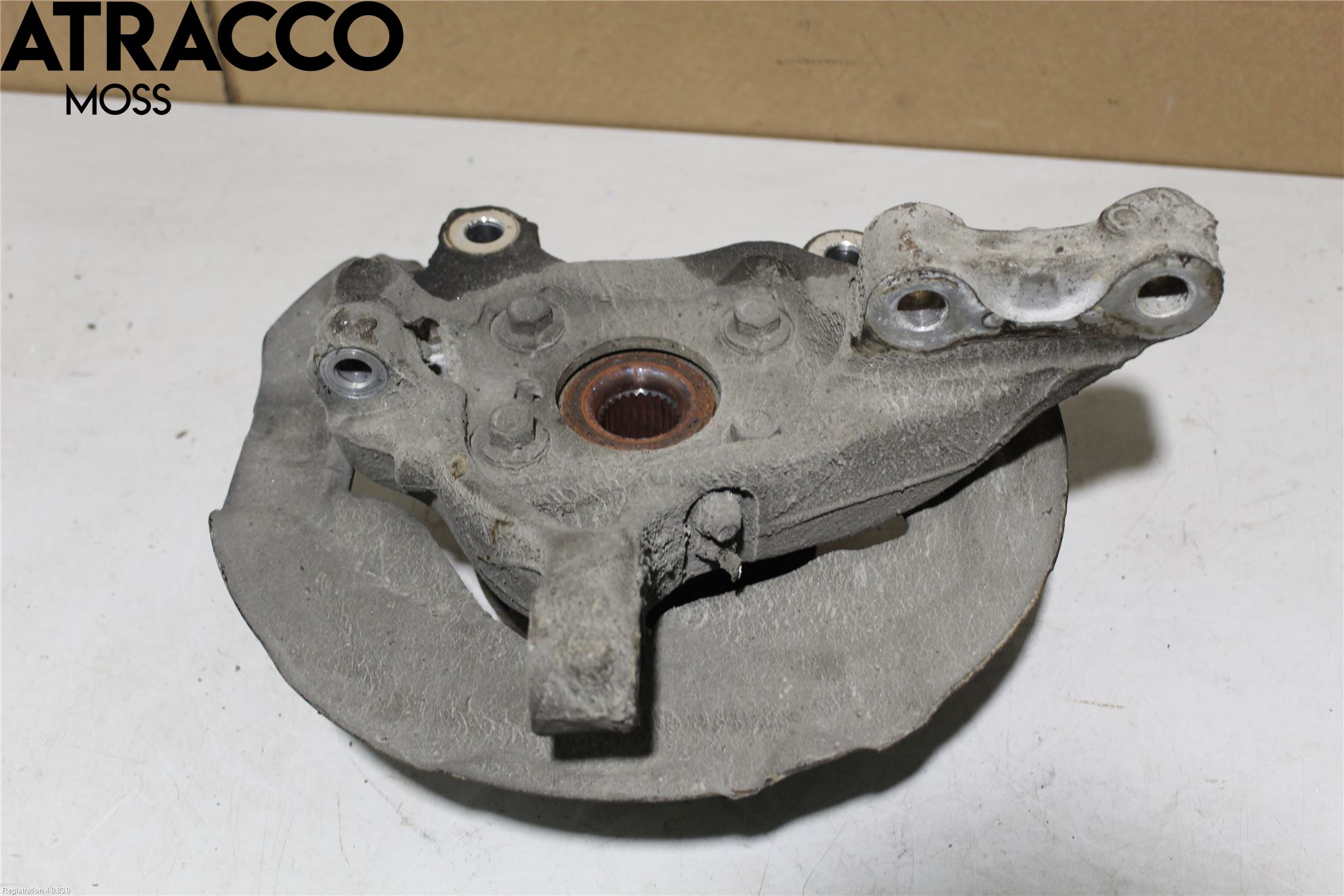 Ford MONDEO 15-22 Styrspindel Lagerhus Hö