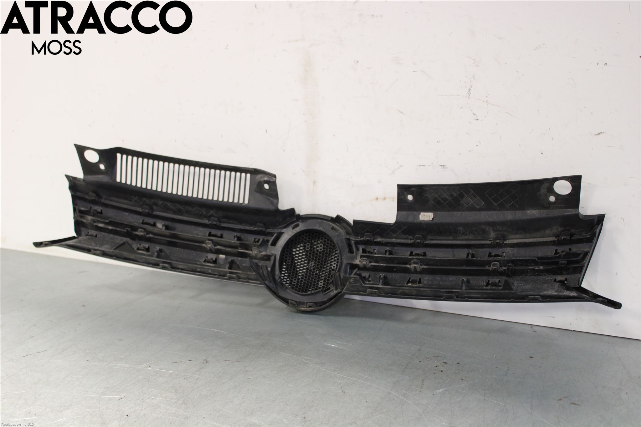 Volkswagen VW GOLF VI 09-13 Grill Komp