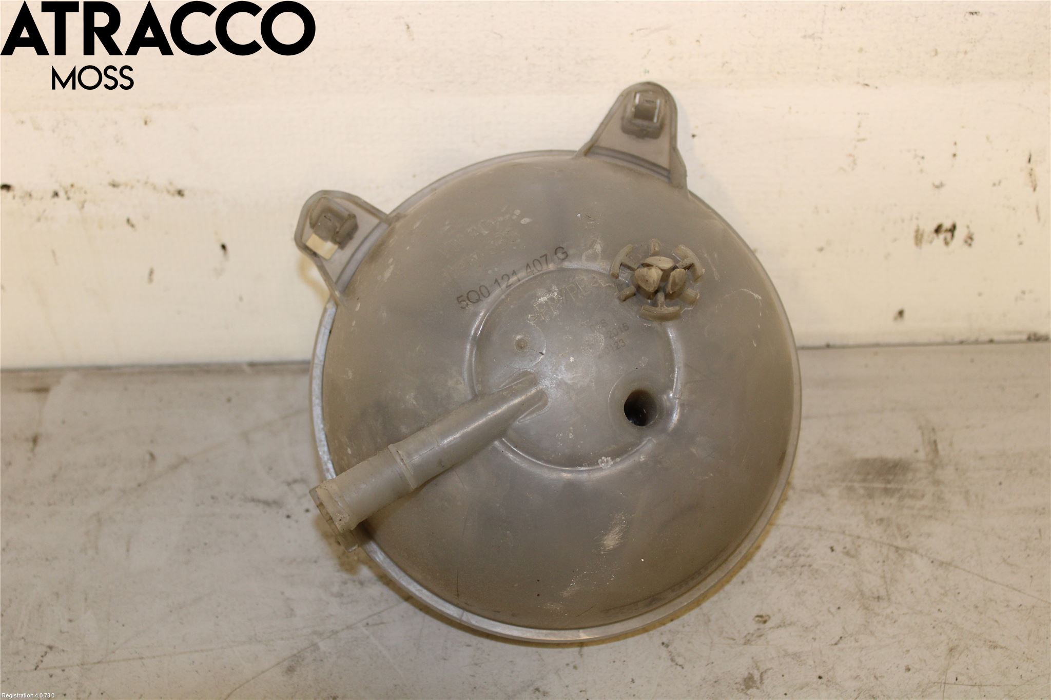 Volkswagen VW PASSAT 15-19 Expansionstank
