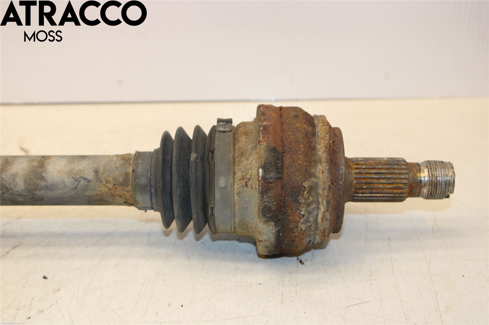 Mercedes-Benz MB C-KLASS (W205) 14-21 Drivaxel Bak Höger