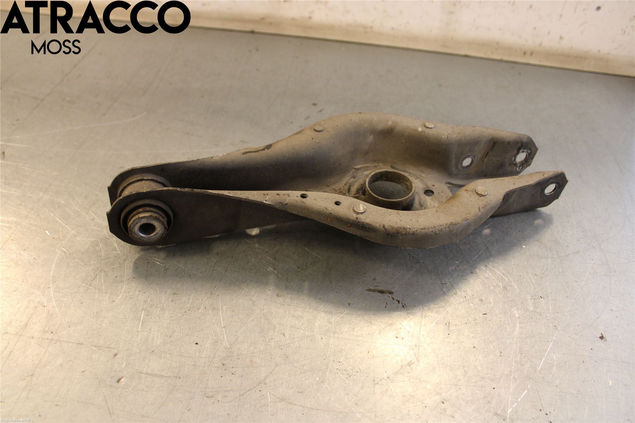 BMW 3 F30/F31/F80 12-19 Bärarm Bak Höger