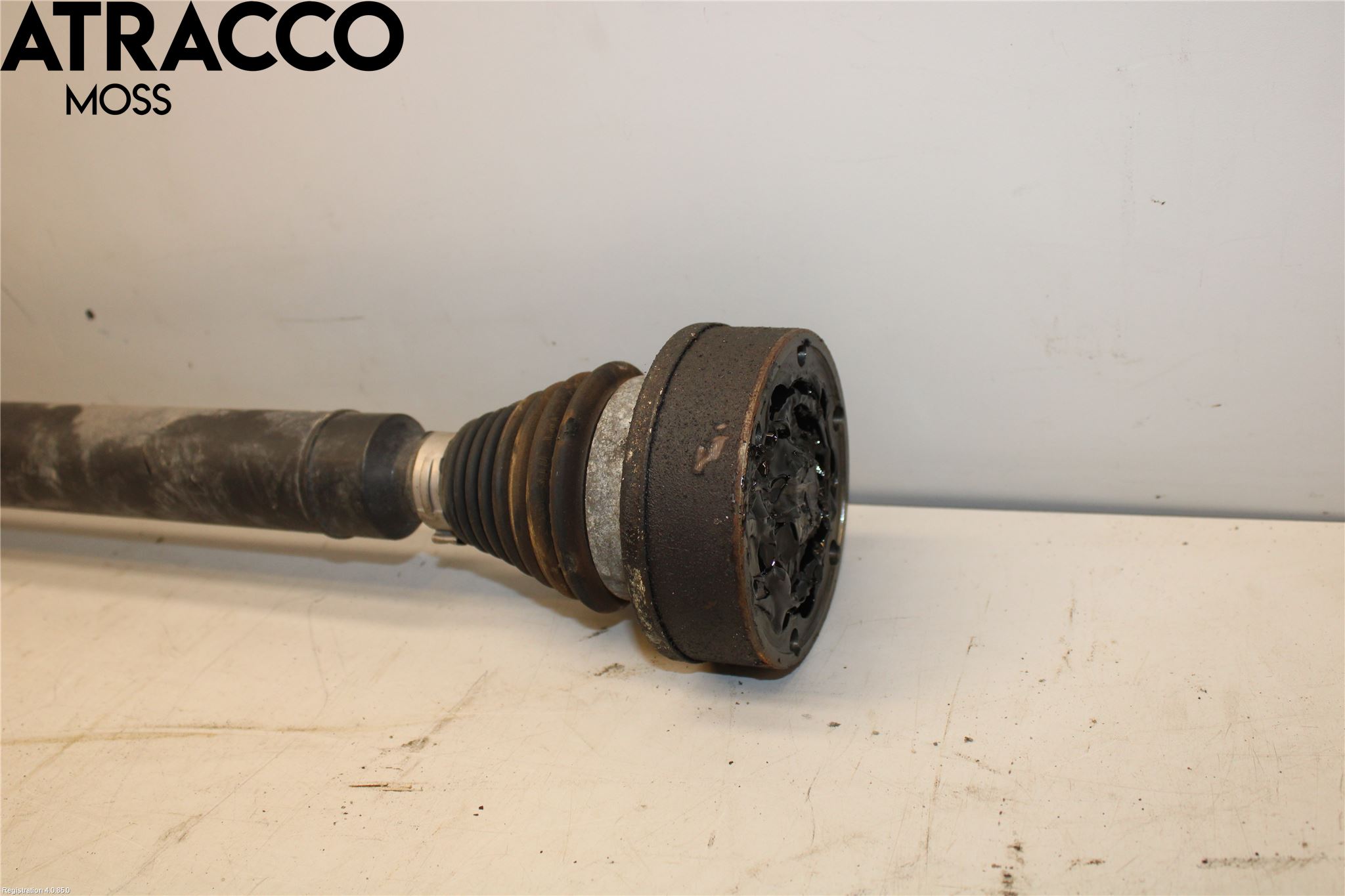 Volkswagen VW PASSAT 05-11 Drivaxel Fram Höger